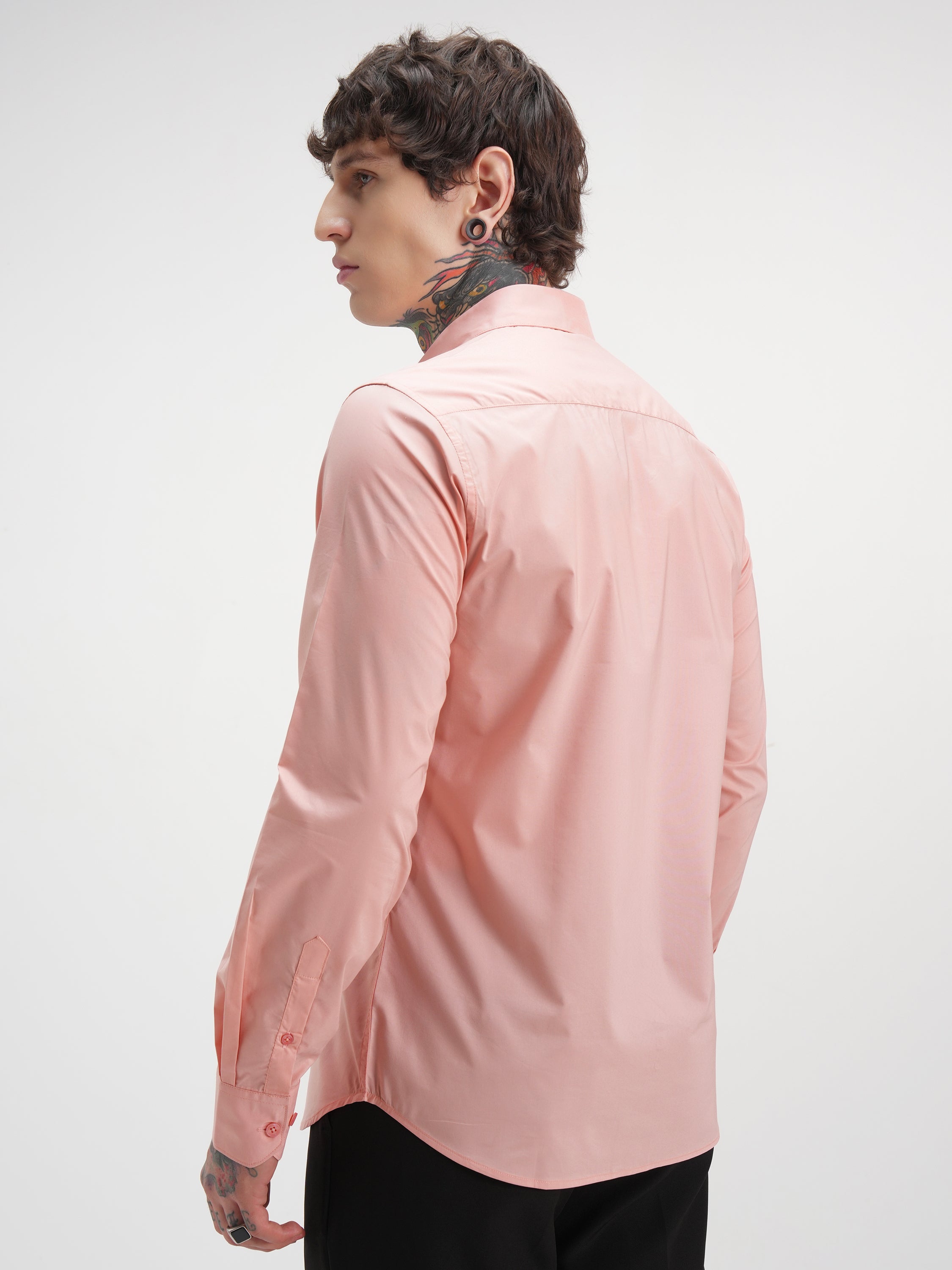 Highlander Men Pink Solid Slim Fit Casual Shirt - Pink - Image 3