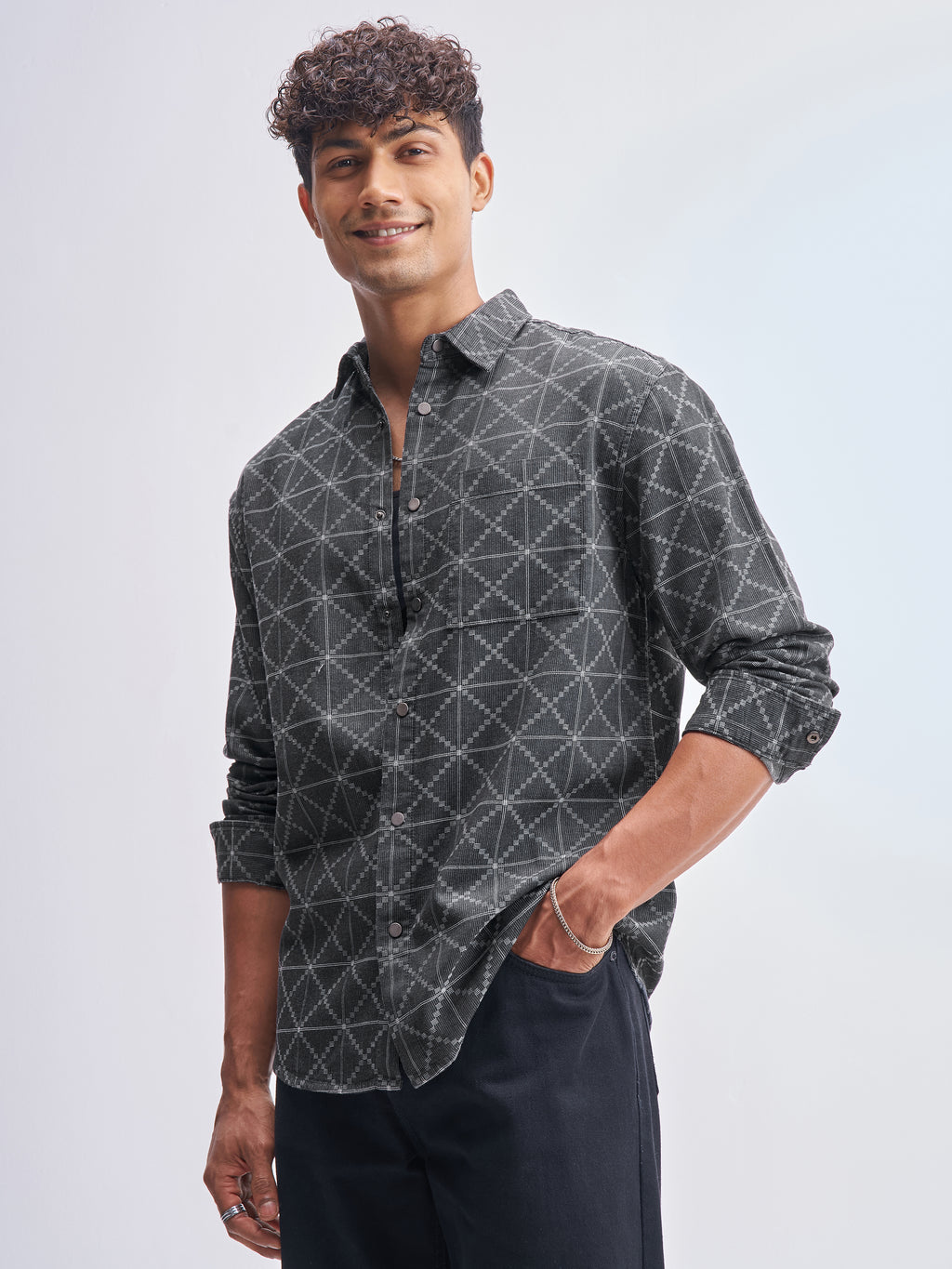 Highlander Men Grey Printed Relaxed Fit Casual Shirt - Grey - Image 4