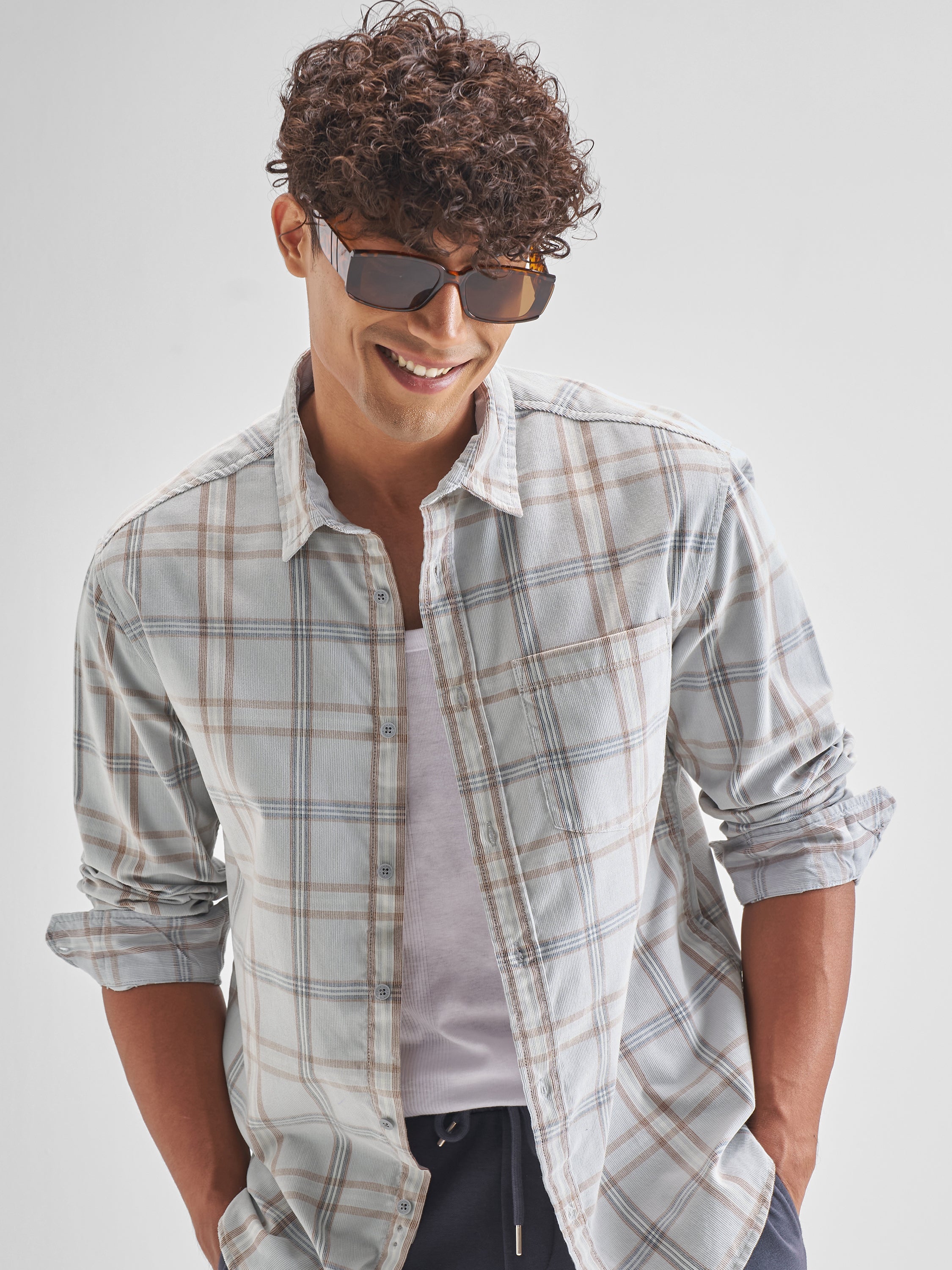 Highlander Men Grey Checked Relaxed Fit Casual Shirt - Grey - Image 1