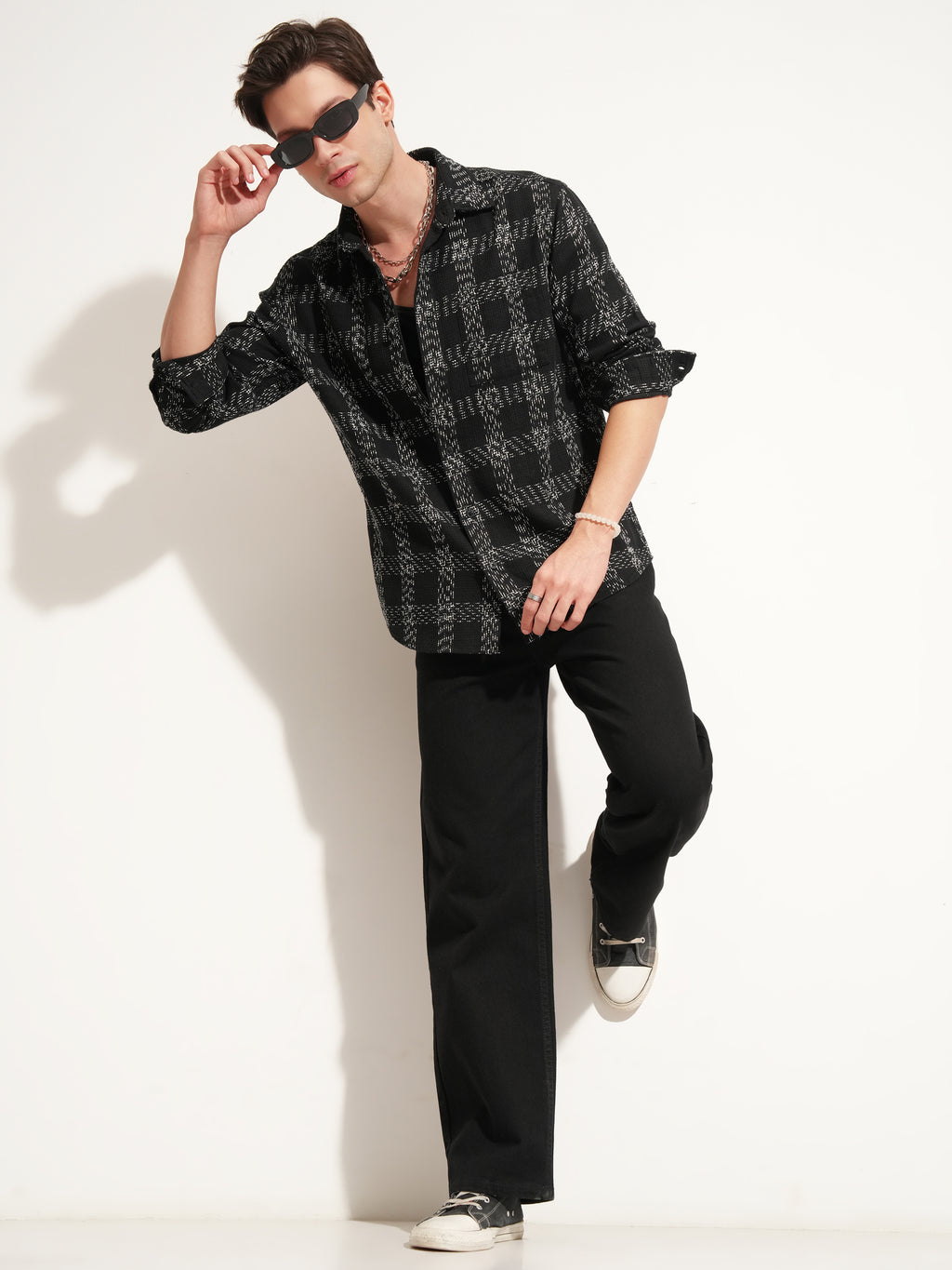 Highlander Men Black Checked Relaxed Fit Casual Shirt - Black - Image 2