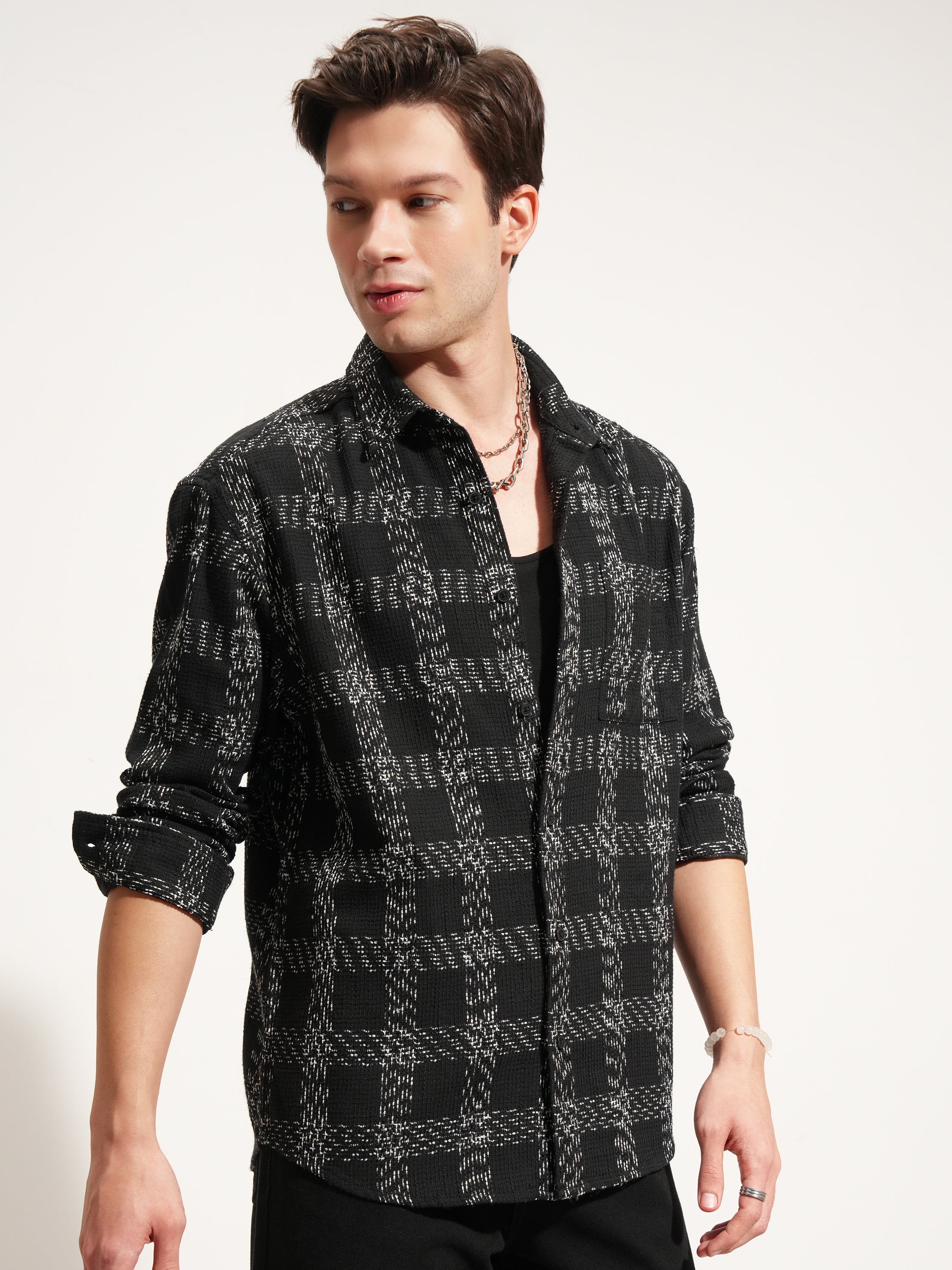 Highlander Men Black Checked Relaxed Fit Casual Shirt - Black - Image 6