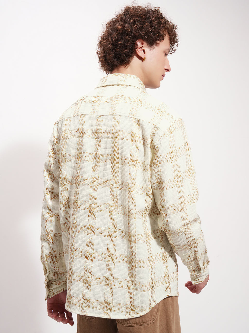 Highlander Men Cream Checked Relaxed Fit Casual Shirt - Cream - Image 3