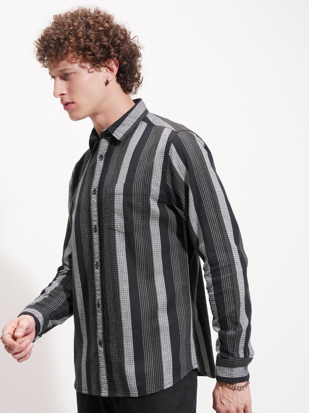 Highlander Men Black Striped Slim Fit Casual Shirt - Black - Image 4
