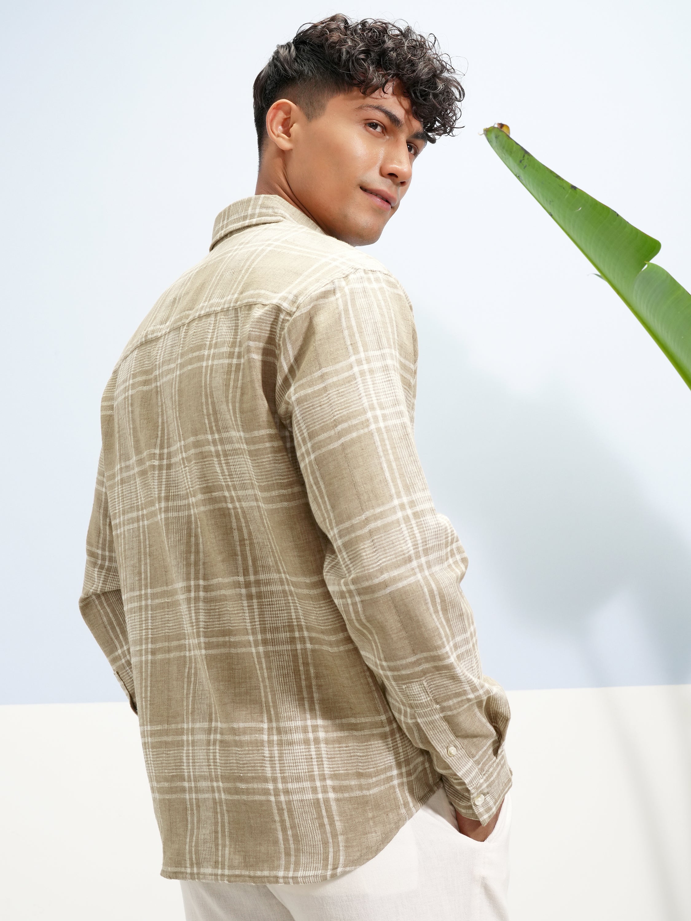 Highlander Men Khaki Checked Relaxed Fit Casual Shirt - Khaki - Image 3