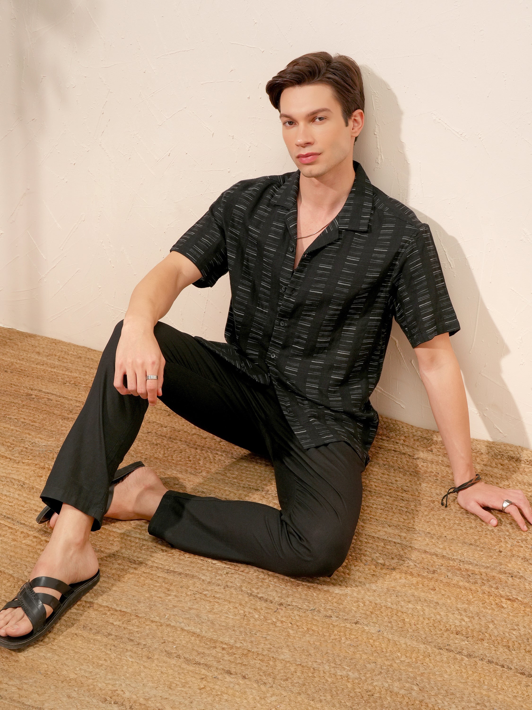 Highlander Men Black Printed Relaxed Fit Casual Shirt - Black - Image 2