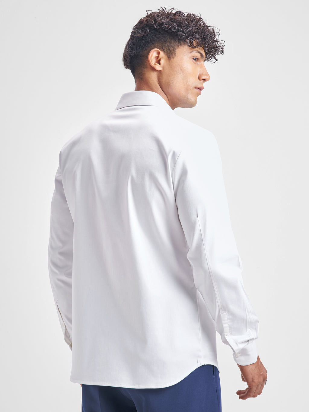 Highlander Men White Solid Slim Fit Casual Shirt - White - Image 3
