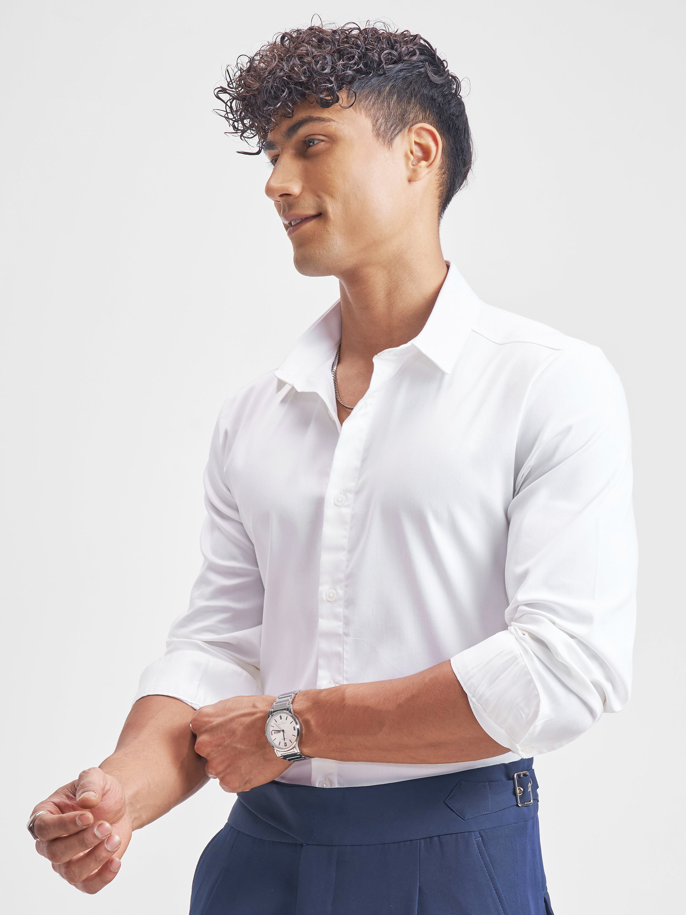 Highlander Men White Solid Slim Fit Casual Shirt - White - Image 4