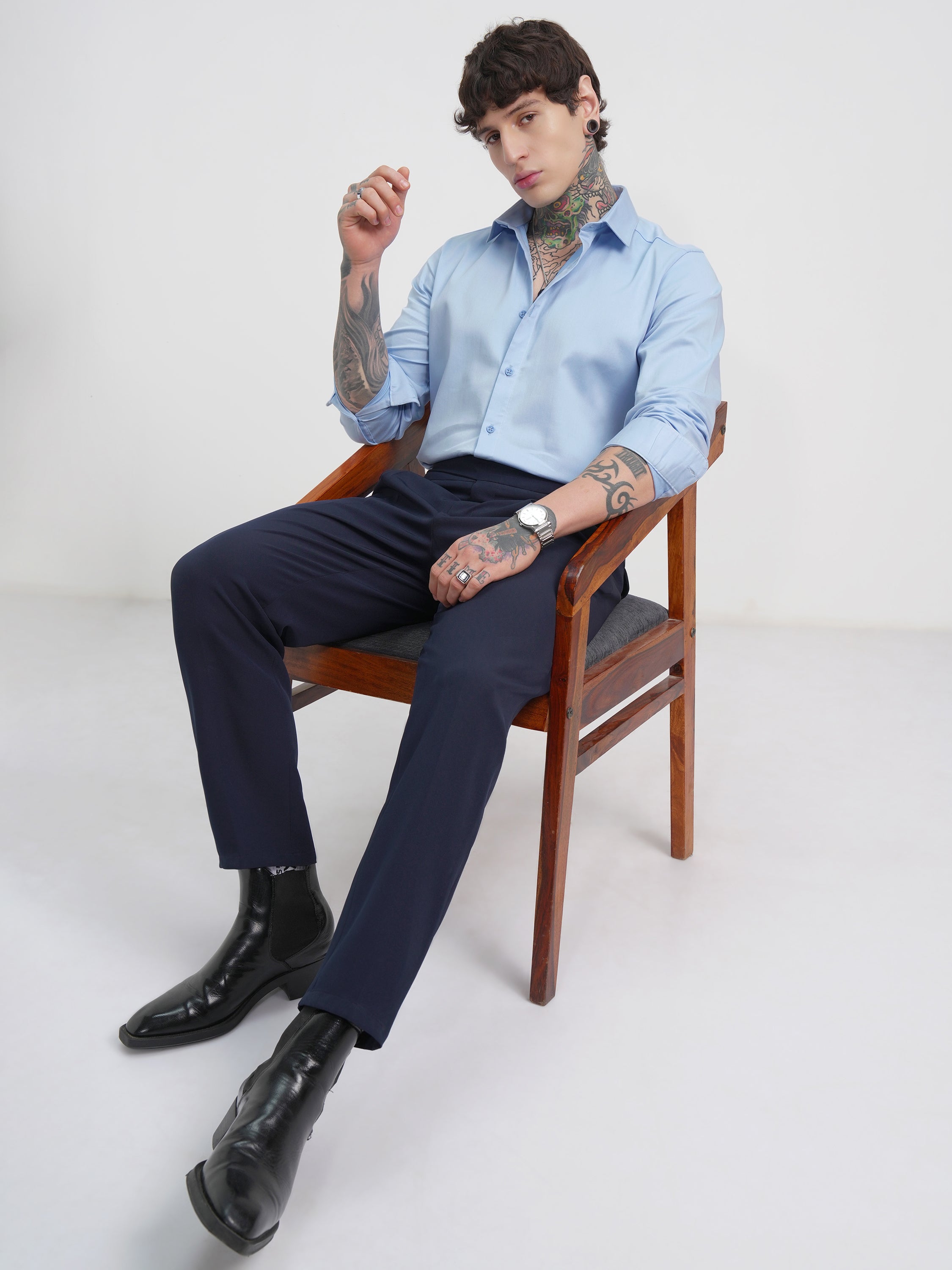 Highlander Men Blue Solid Slim Fit Casual Shirt - Blue - Image 2