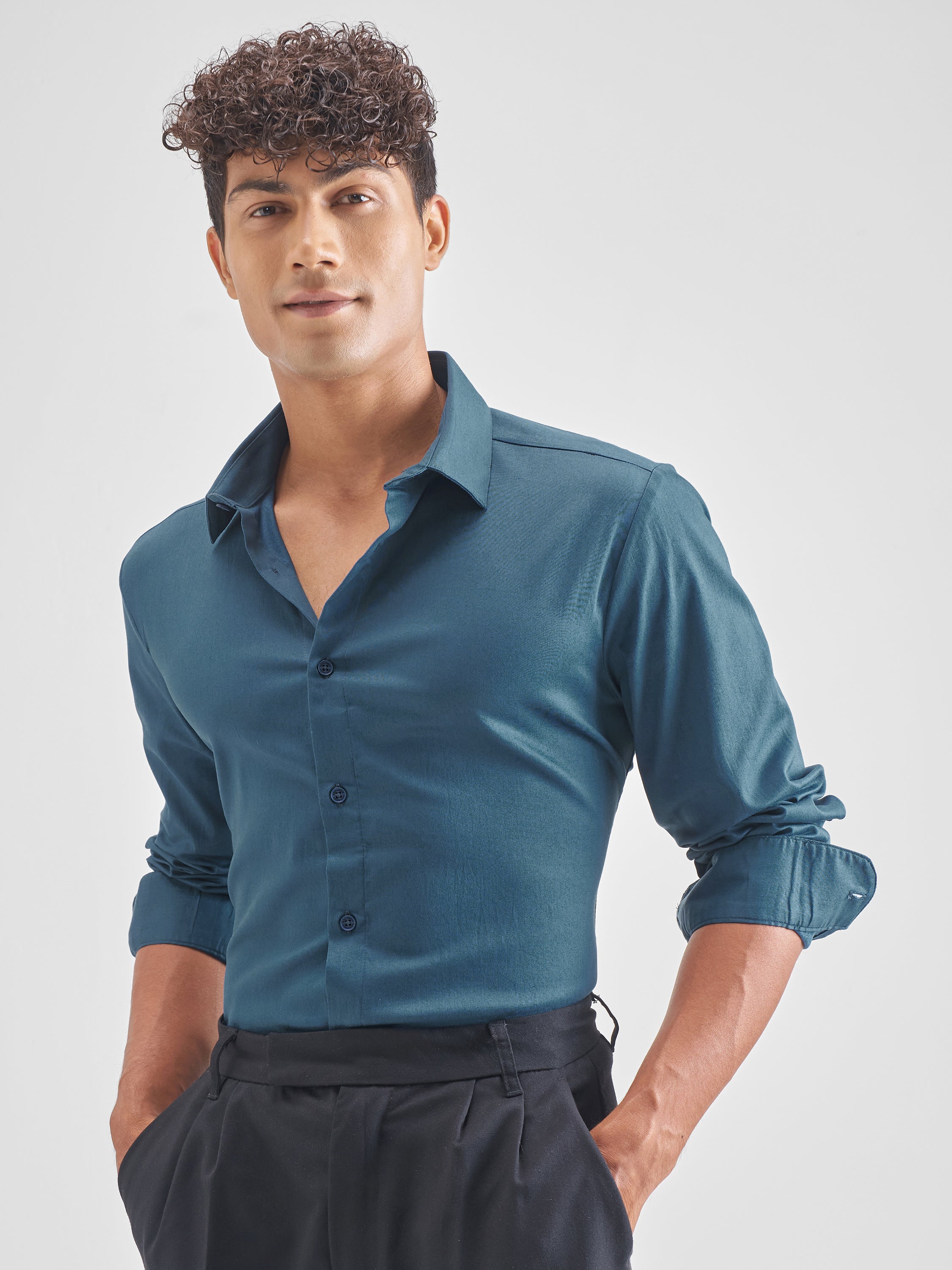 Highlander Men Teal Solid Slim Fit Casual Shirt - Teal - Image 4