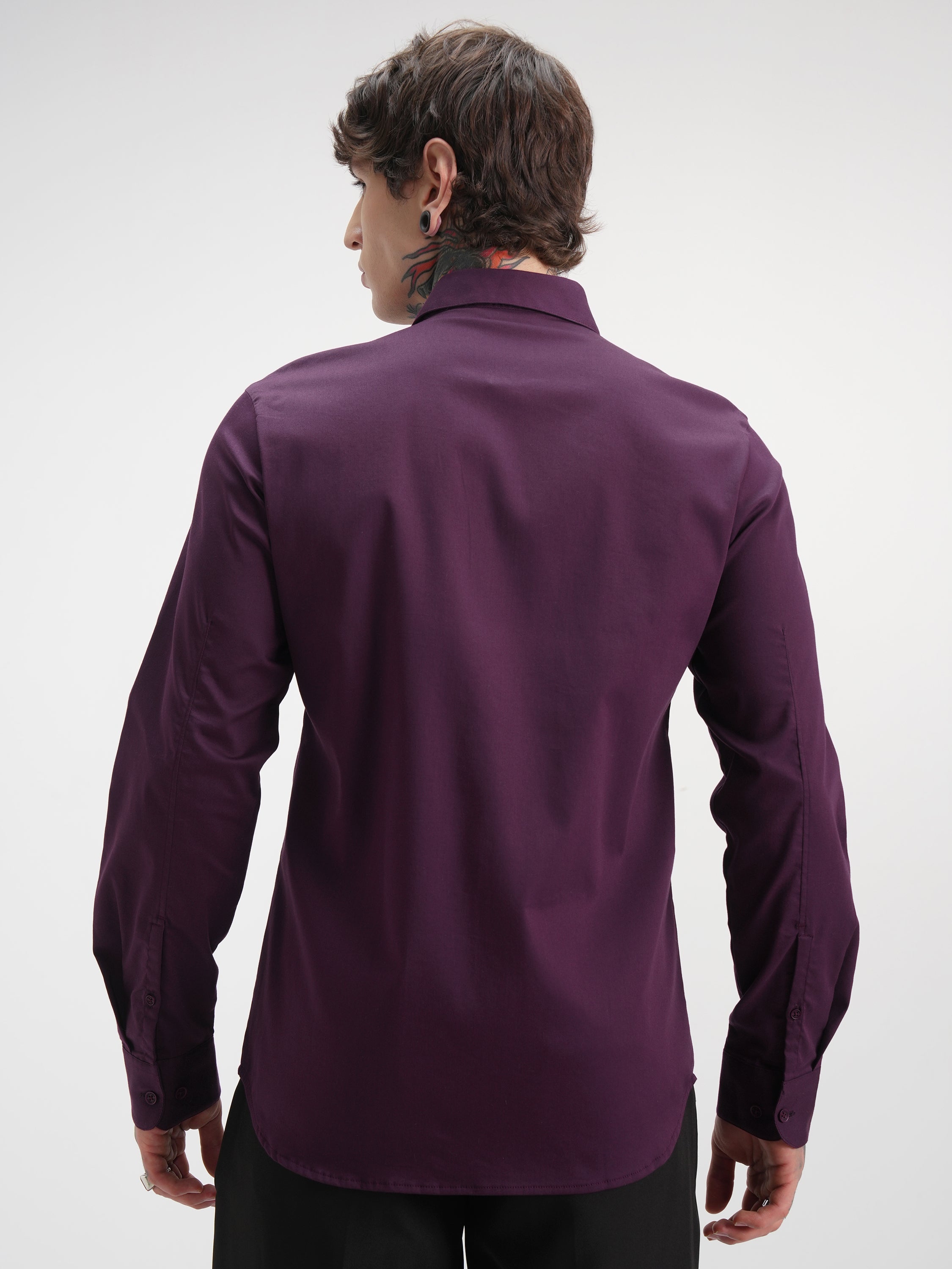 Highlander Men Purple Solid Slim Fit Casual Shirt - Purple - Image 3