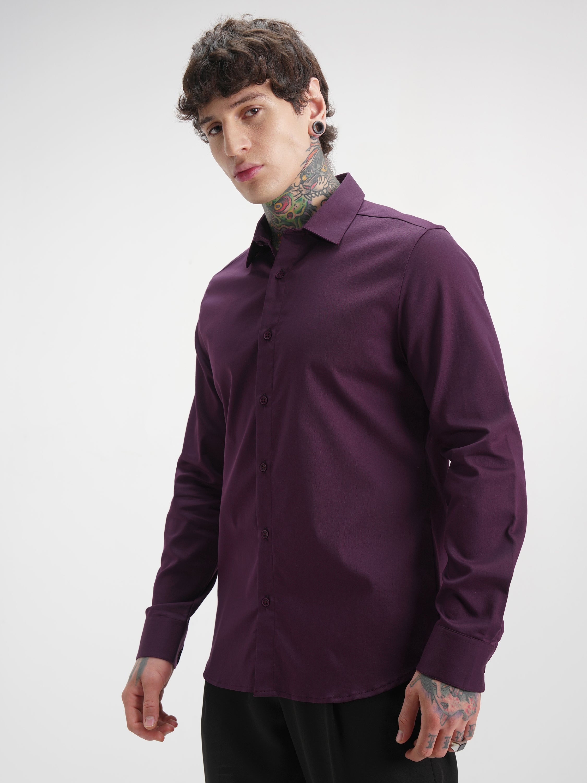 Highlander Men Purple Solid Slim Fit Casual Shirt - Purple - Image 4
