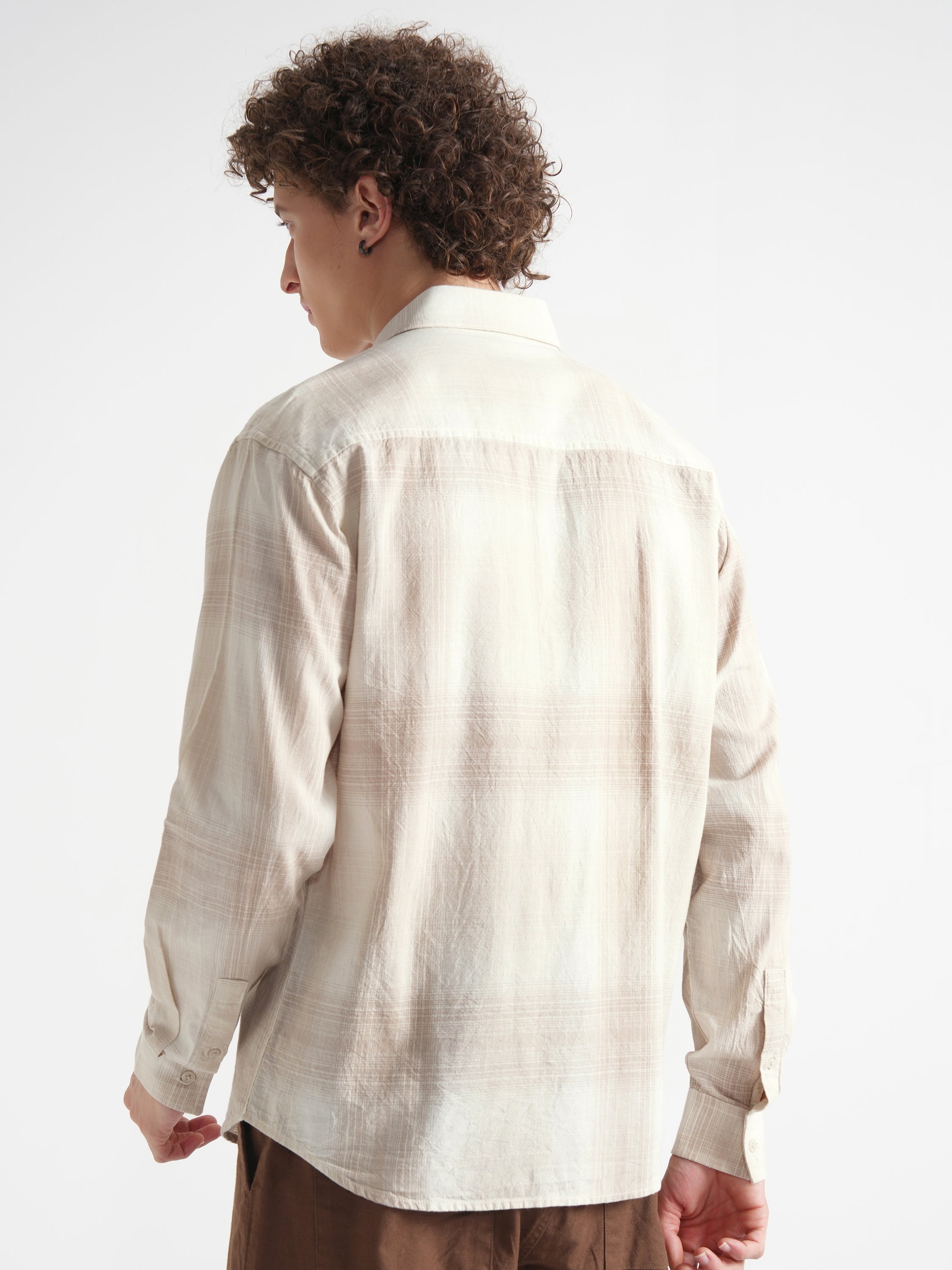 Highlander Men Cream Checked Relaxed Fit Casual Shirt - Cream - Image 3