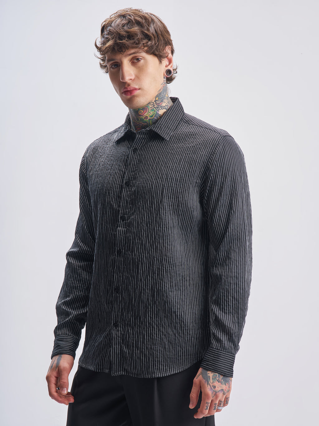 Highlander Men Black Striped Slim Fit Casual Shirt - Black - Image 4