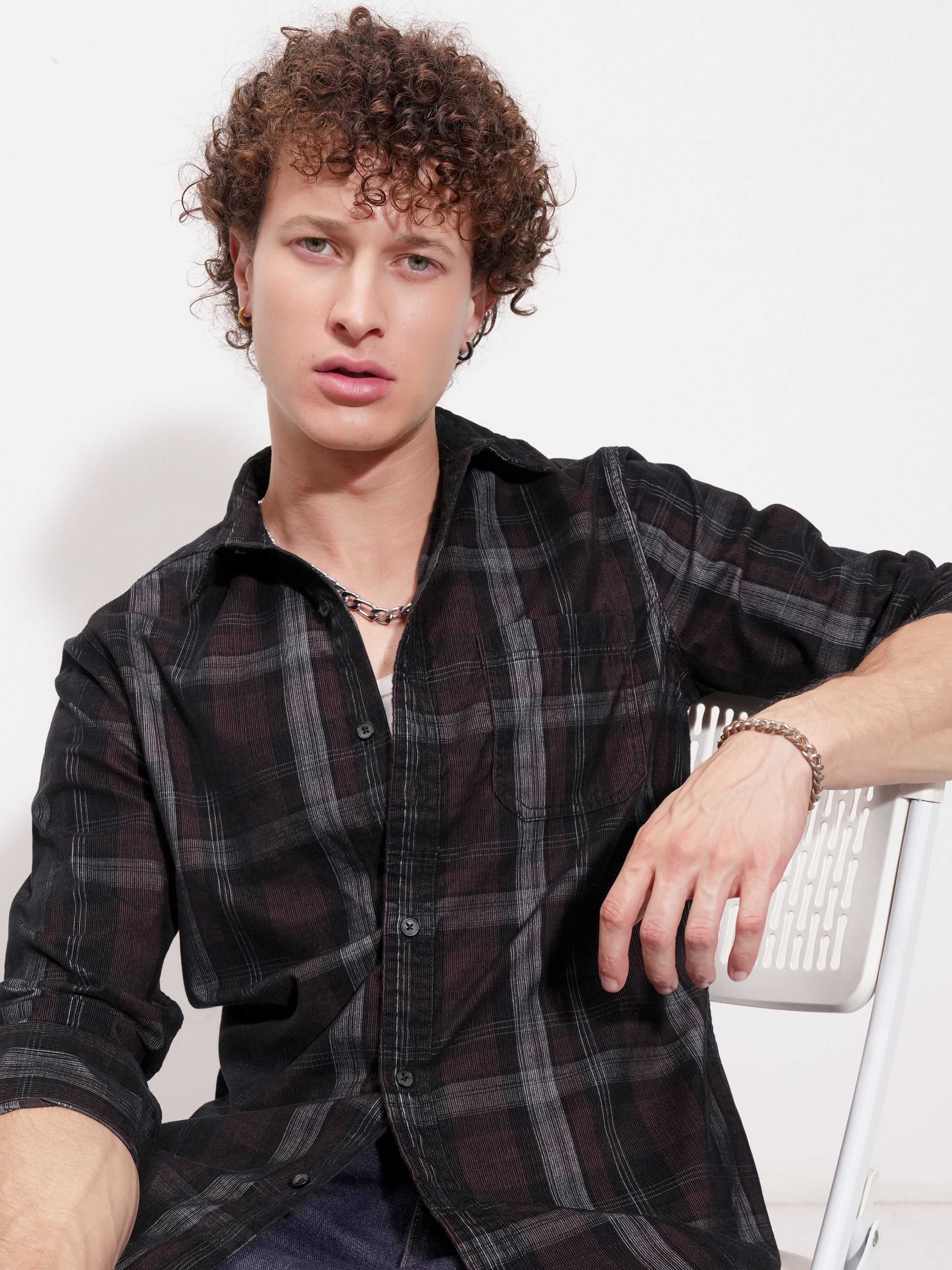 Highlander Men Black Checked Slim Fit Casual Shirt - Black - Image 1