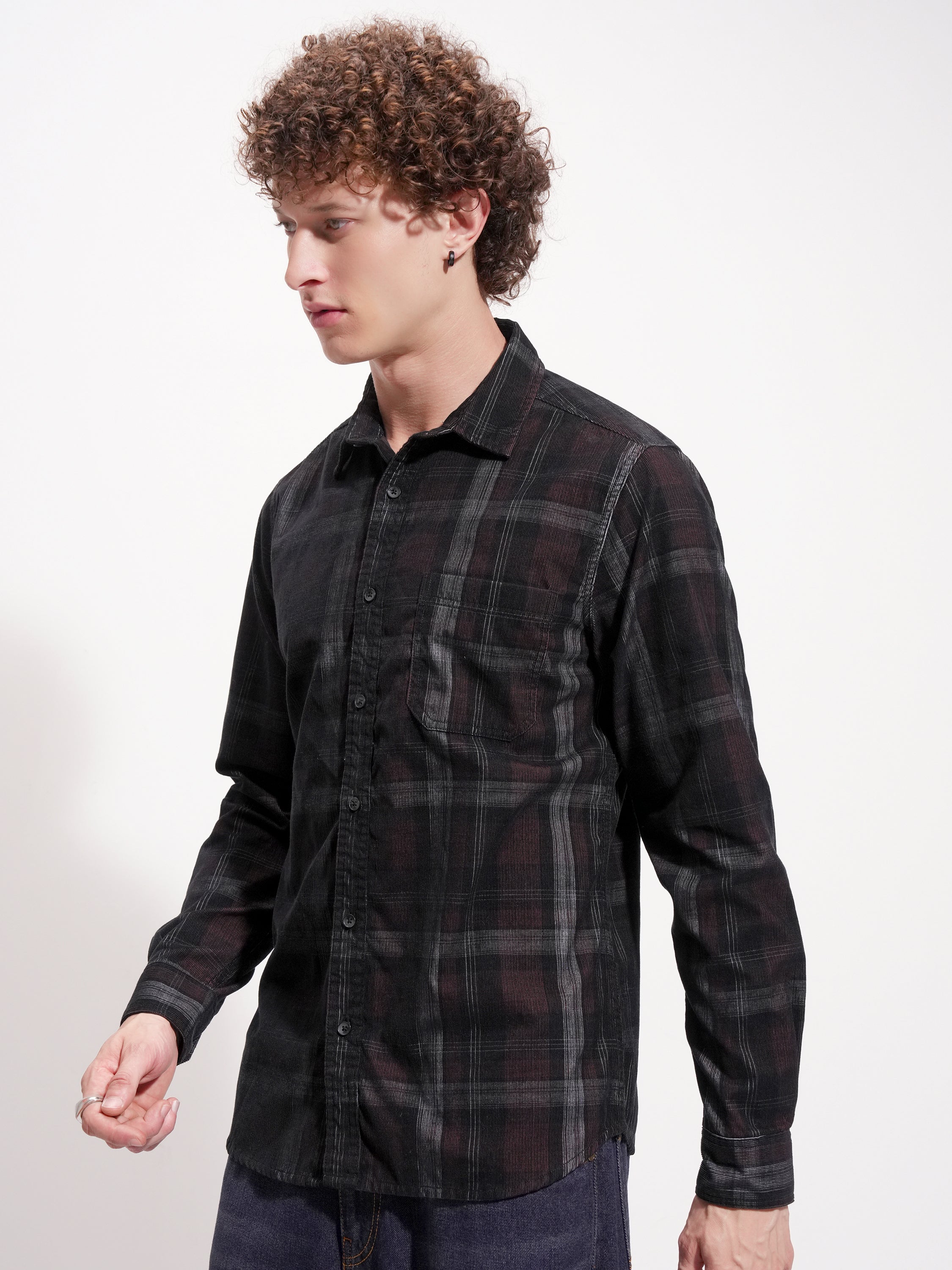 Highlander Men Black Checked Slim Fit Casual Shirt - Black - Image 4