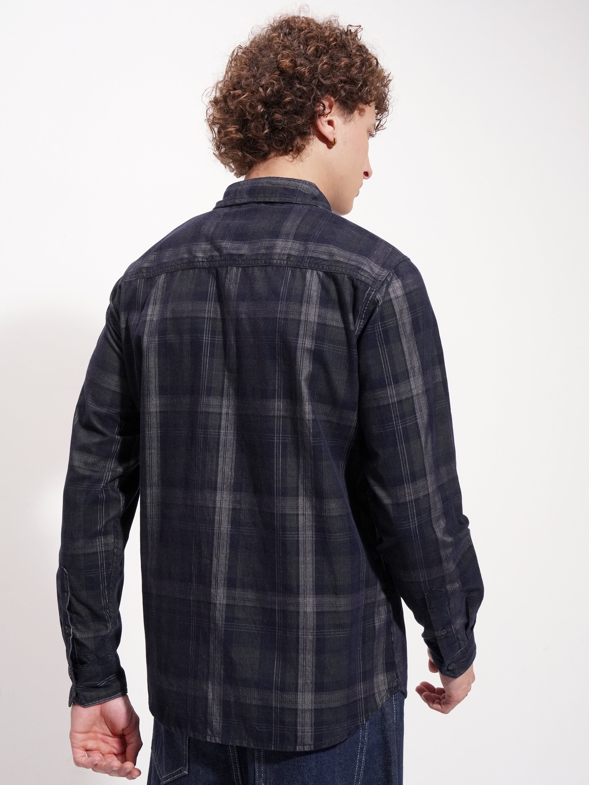 Highlander Men Navy Blue Checked Slim Fit Casual Shirt - Navy Blue - Image 3