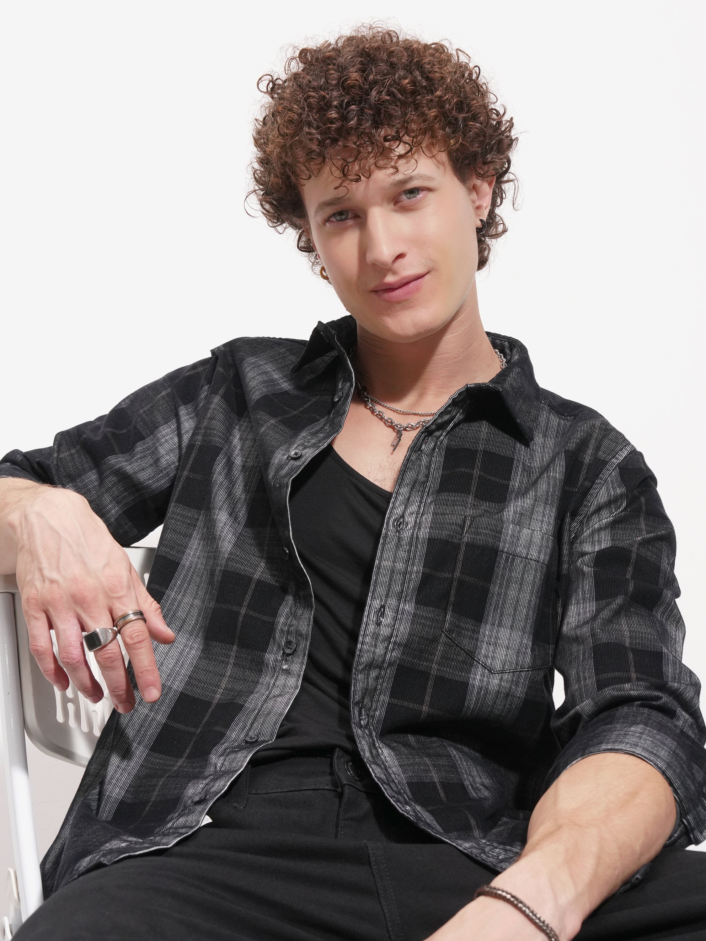 Highlander Men Black Checked Slim Fit Casual Shirt - Black - Image 1