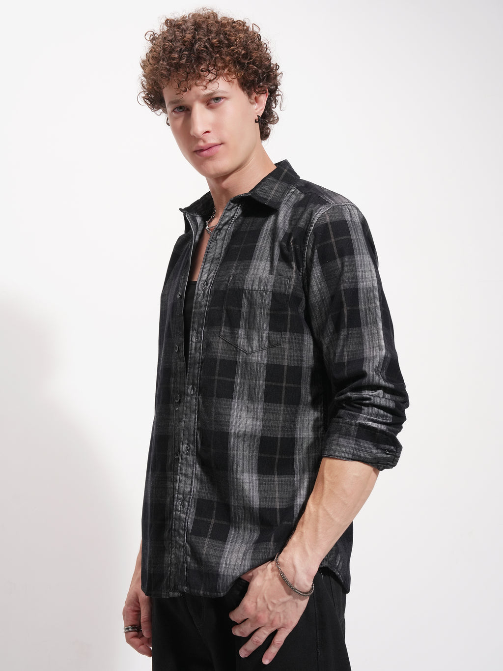 Highlander Men Black Checked Slim Fit Casual Shirt - Black - Image 4