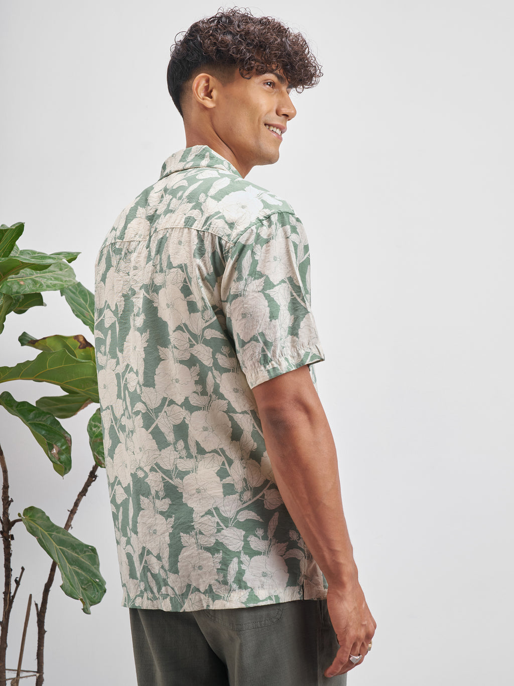 Highlander Men Green Printed Relaxed Fit Casual Shirt - Green - Image 3