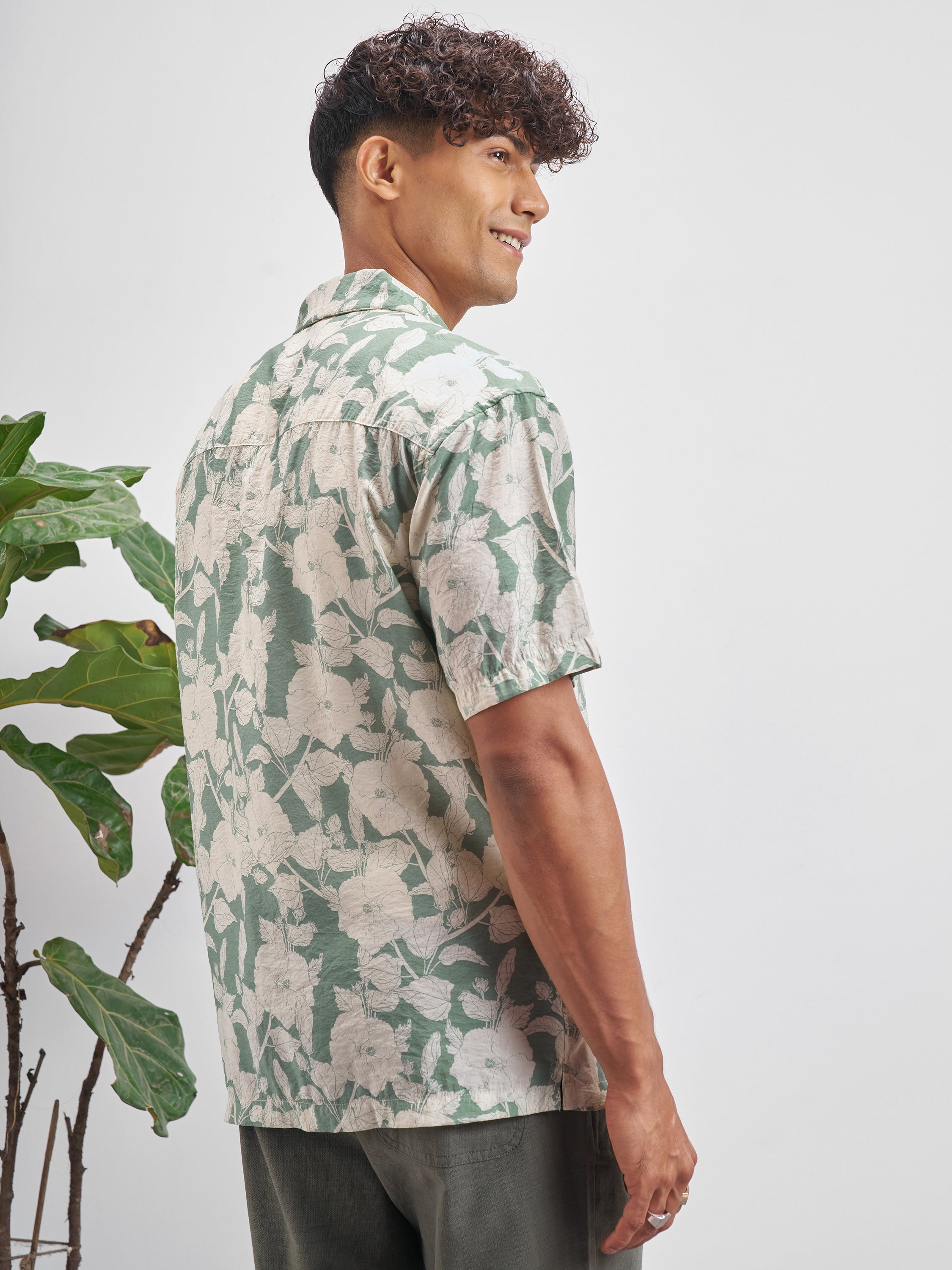 Highlander Men Green Printed Relaxed Fit Casual Shirt - Green - Image 3