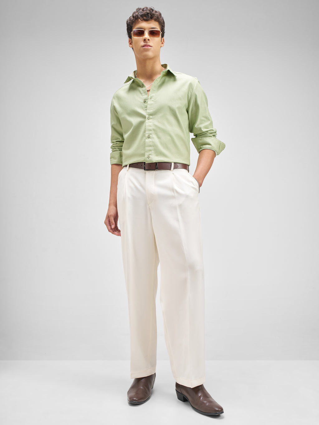 Highlander Men Green Solid Regular Fit Casual Shirt - Green - Image 2