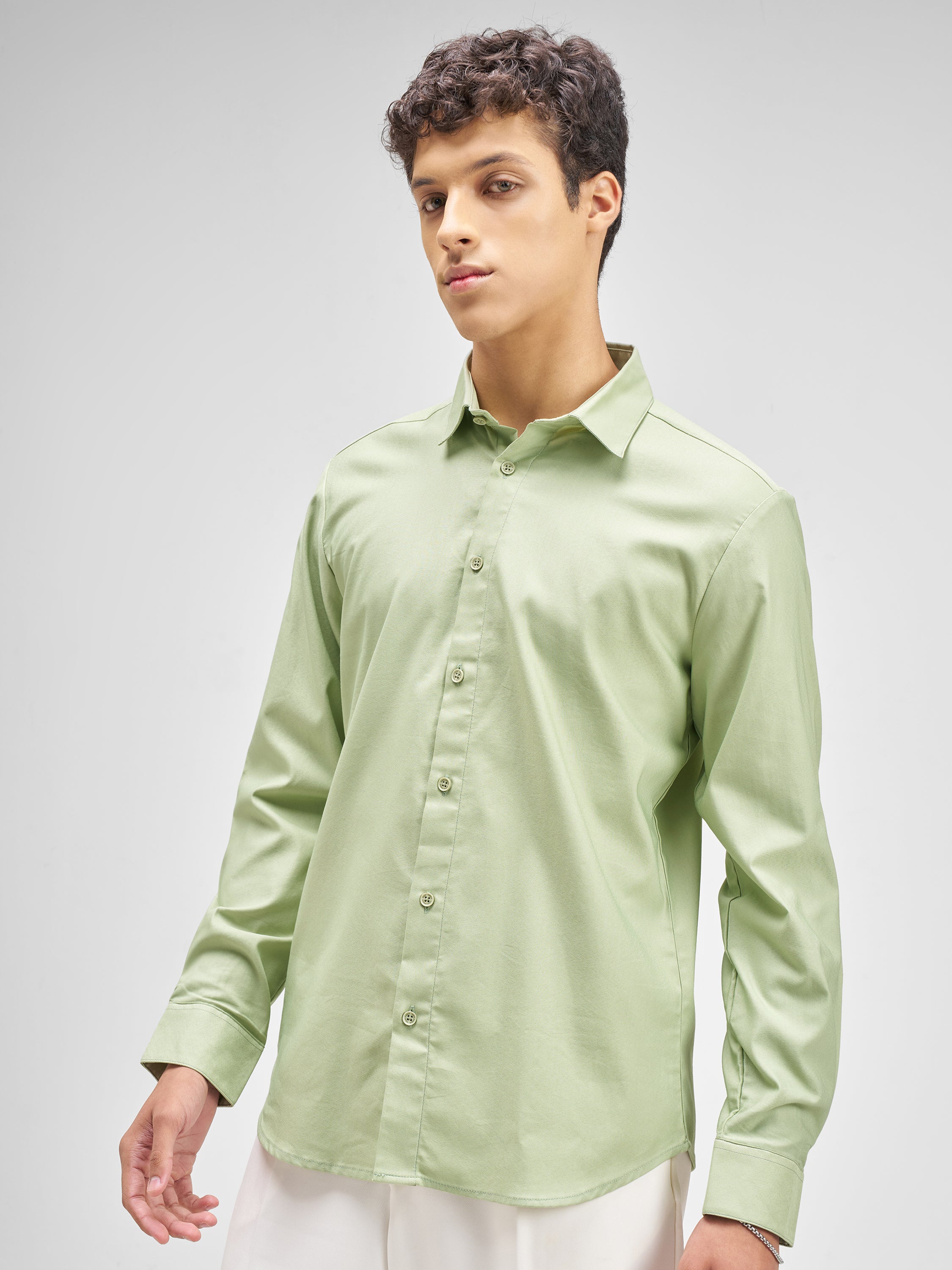 Highlander Men Green Solid Regular Fit Casual Shirt - Green - Image 4