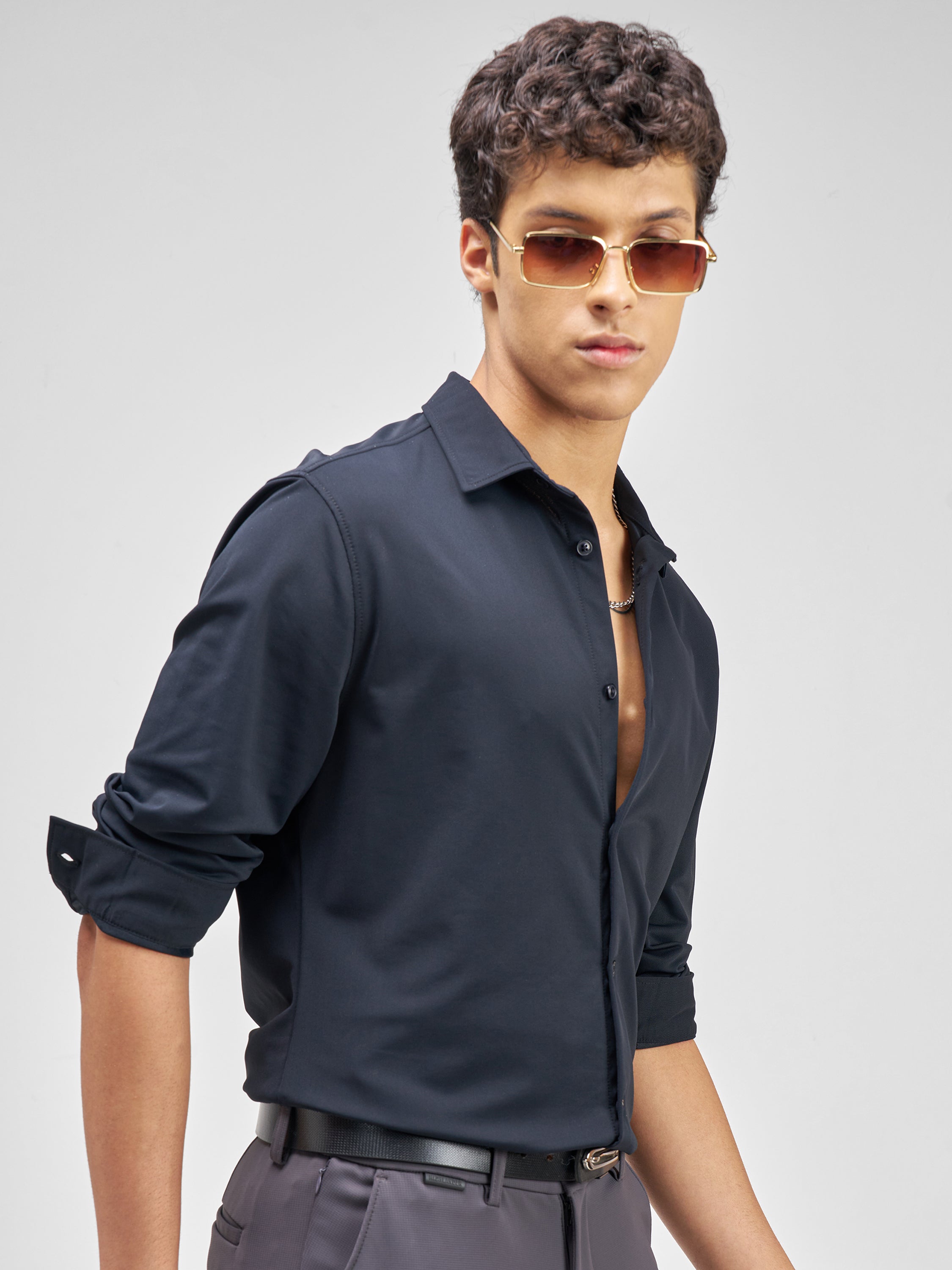 Highlander Men Navy Blue Solid Slim Fit Casual Shirt - Navy Blue - Image 6