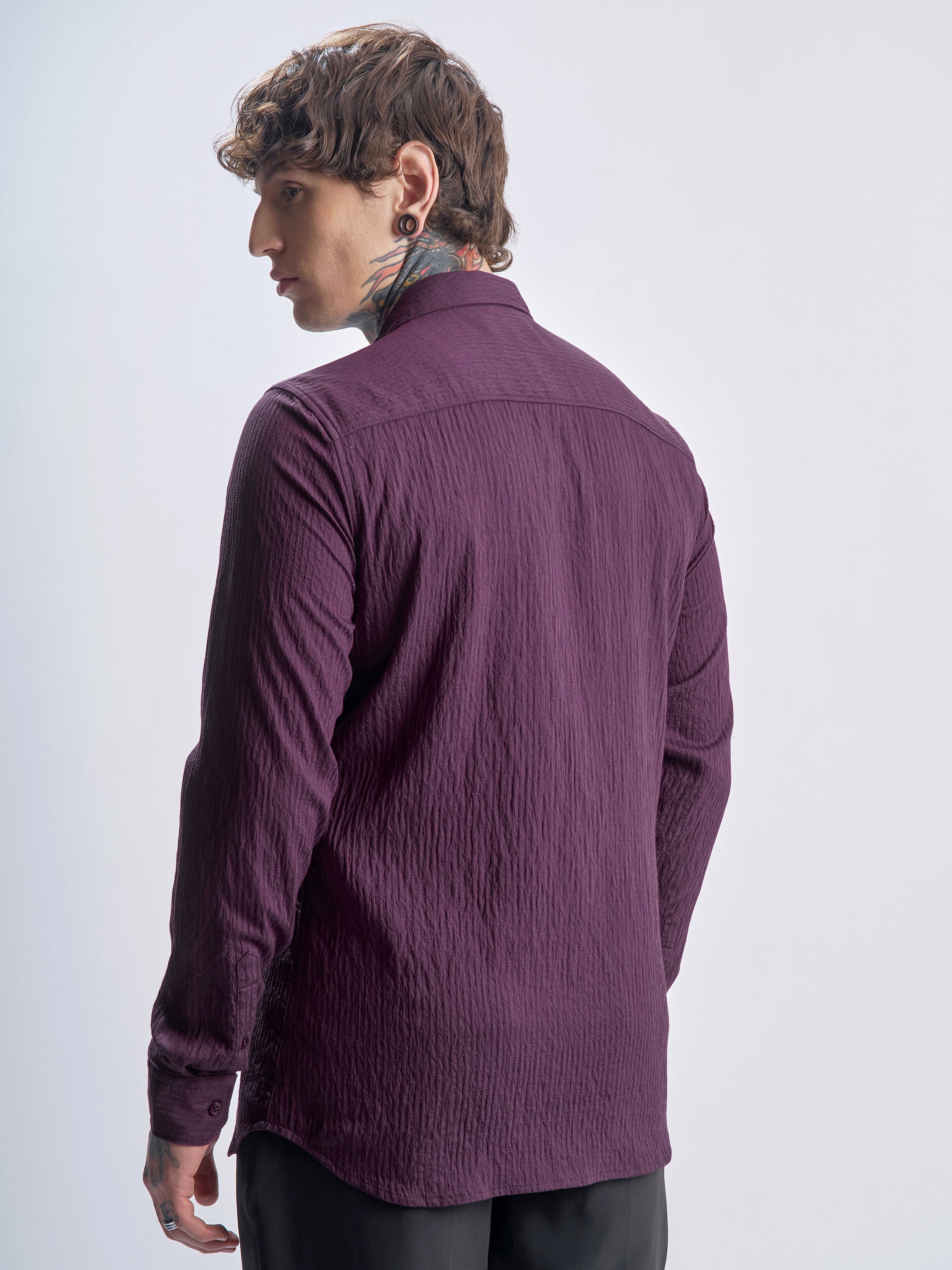 Highlander Men Purple Self Design Slim Fit Casual Shirt - Purple - Image 3