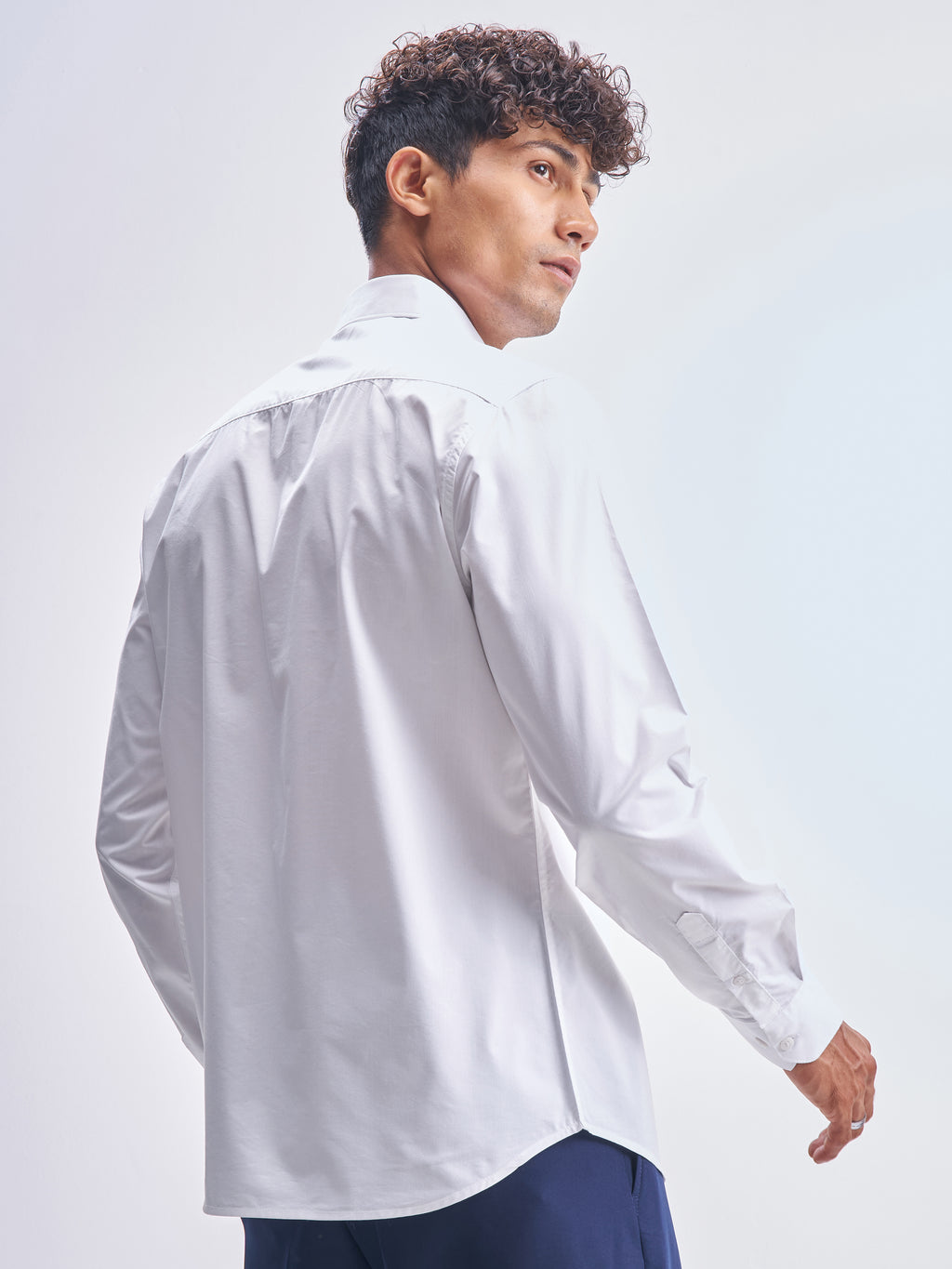 Highlander Men White Solid Slim Fit Casual Shirt - White - Image 3