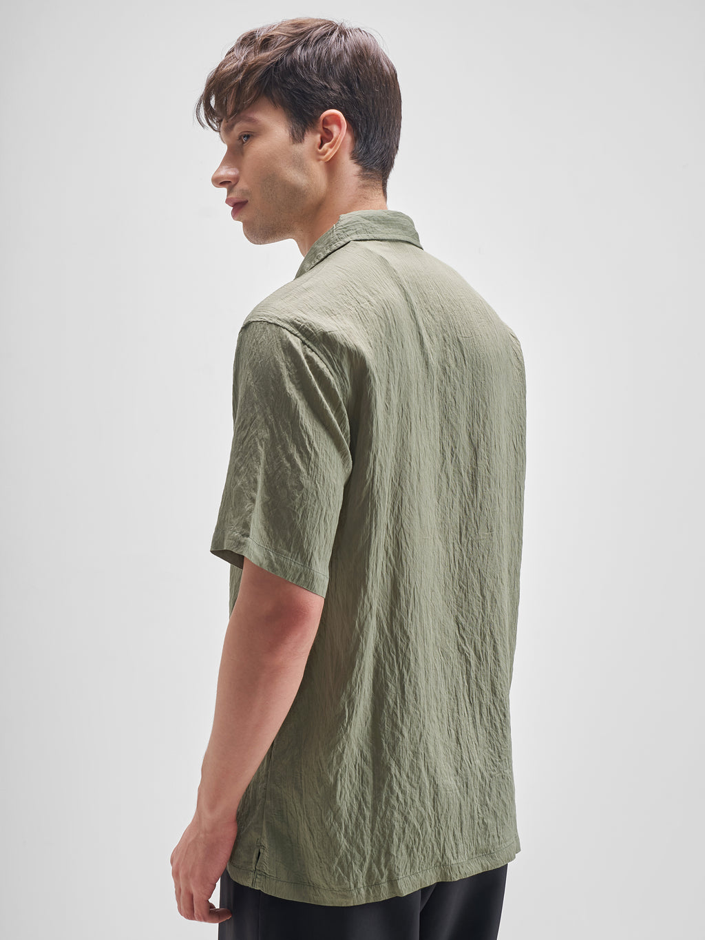 Highlander Men Green Self Design Relaxed Fit Casual Shirt - Green - Image 3