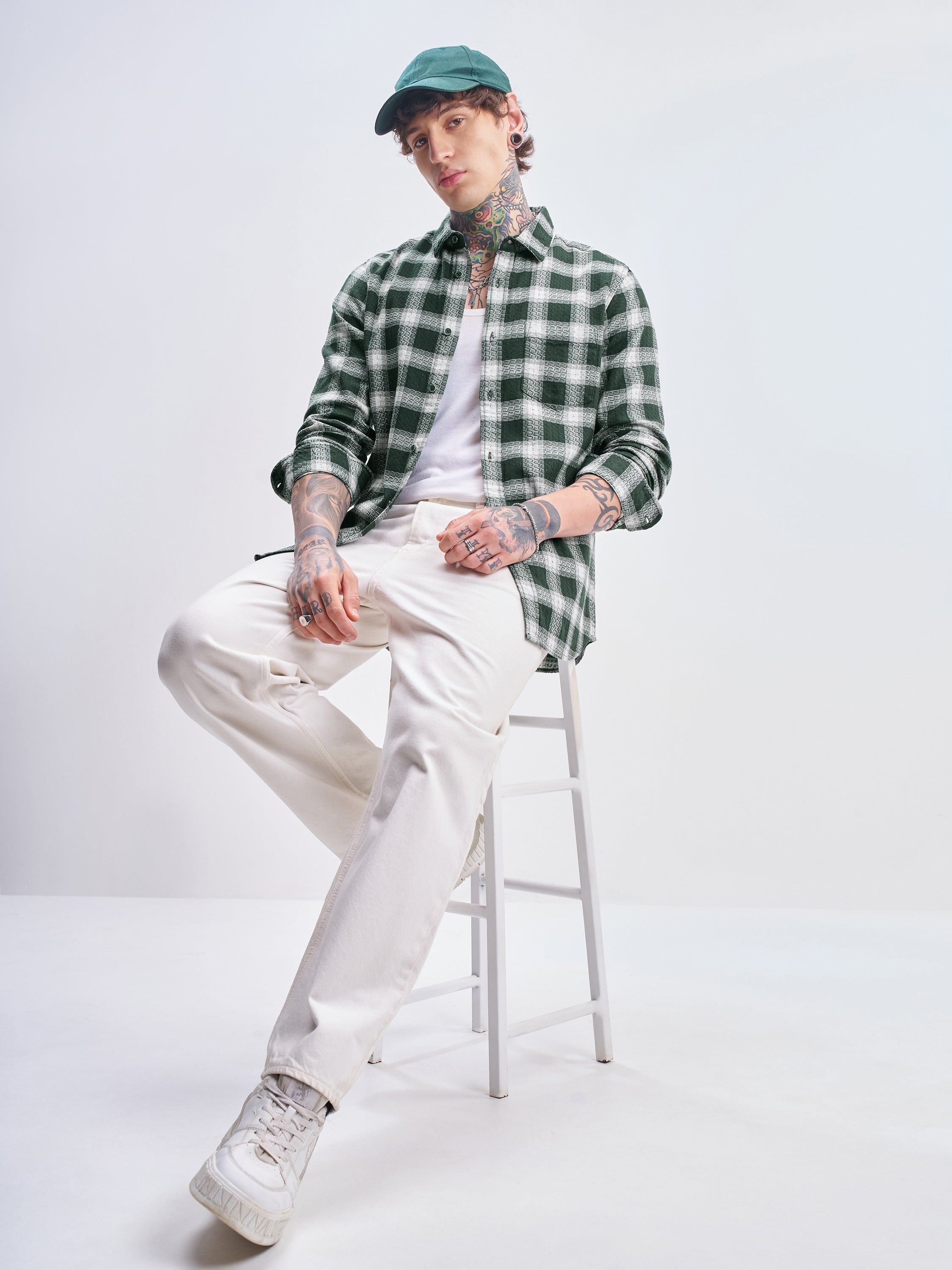 Highlander Men Green Checked Slim Fit Casual Shirt - Green - Image 2