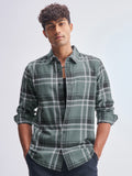 Highlander Men Green Checked Slim Fit Casual Shirt - Green - Image 1