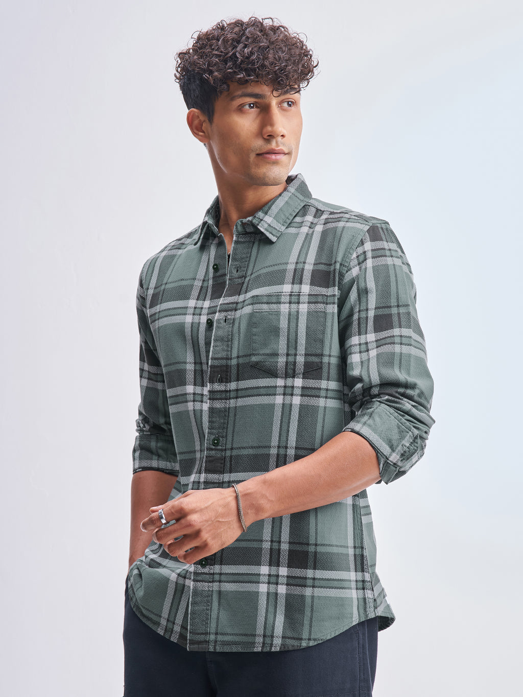 Highlander Men Green Checked Slim Fit Casual Shirt - Green - Image 4
