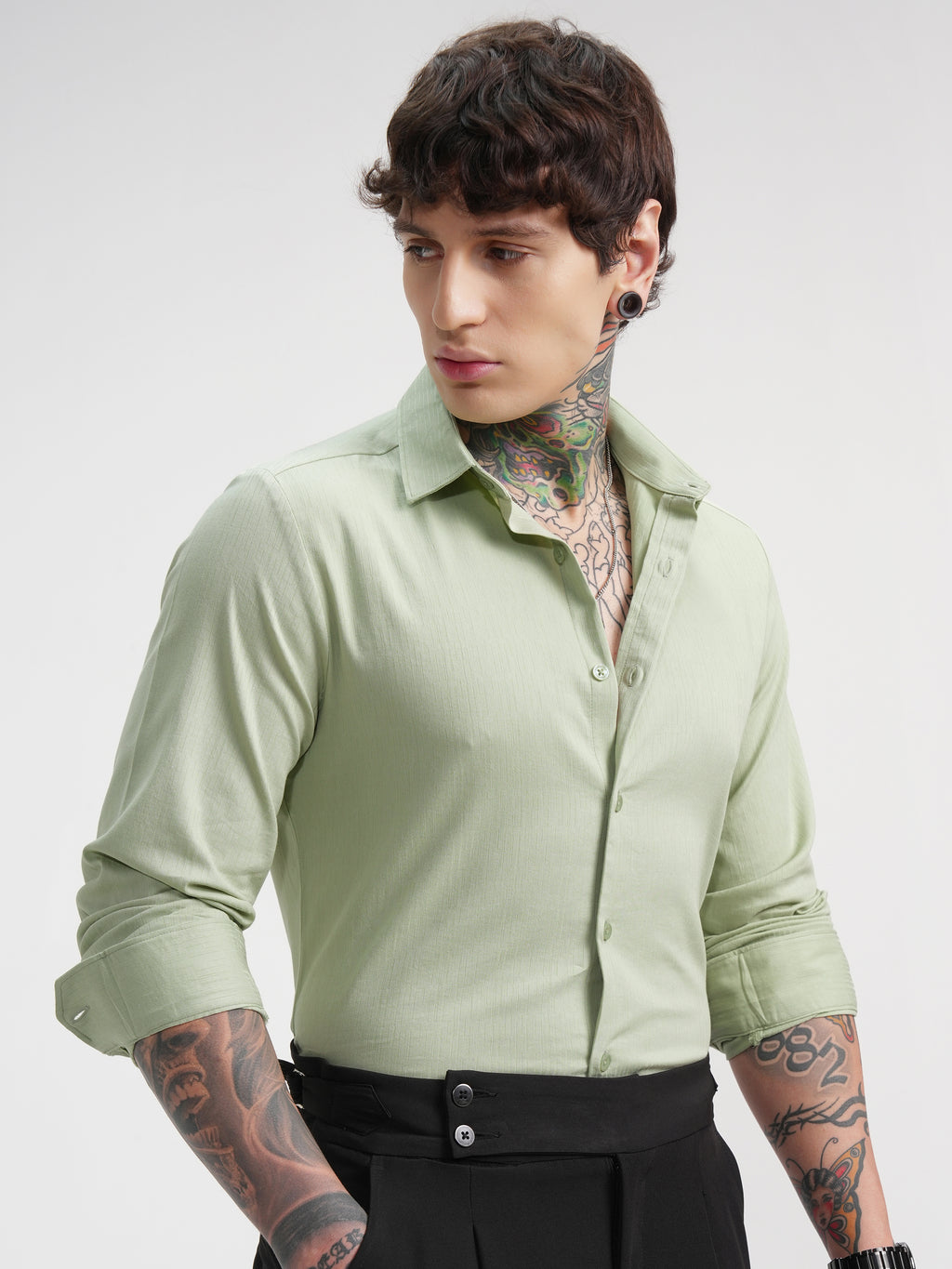 Highlander Men Green Self Design Slim Fit Casual Shirt - Green - Image 6