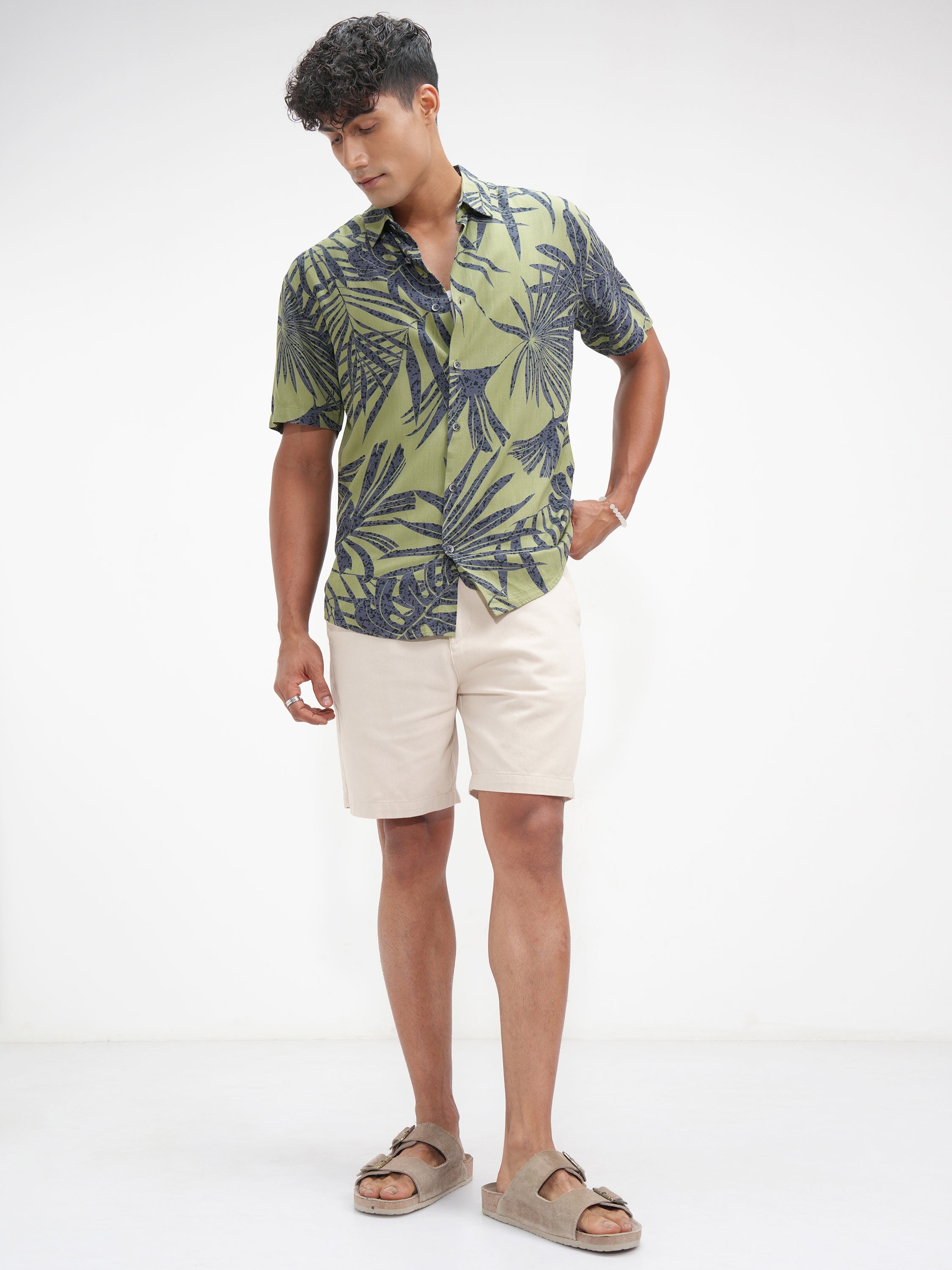 Highlander Men Green Printed Relaxed Fit Casual Shirt - Green - Image 2