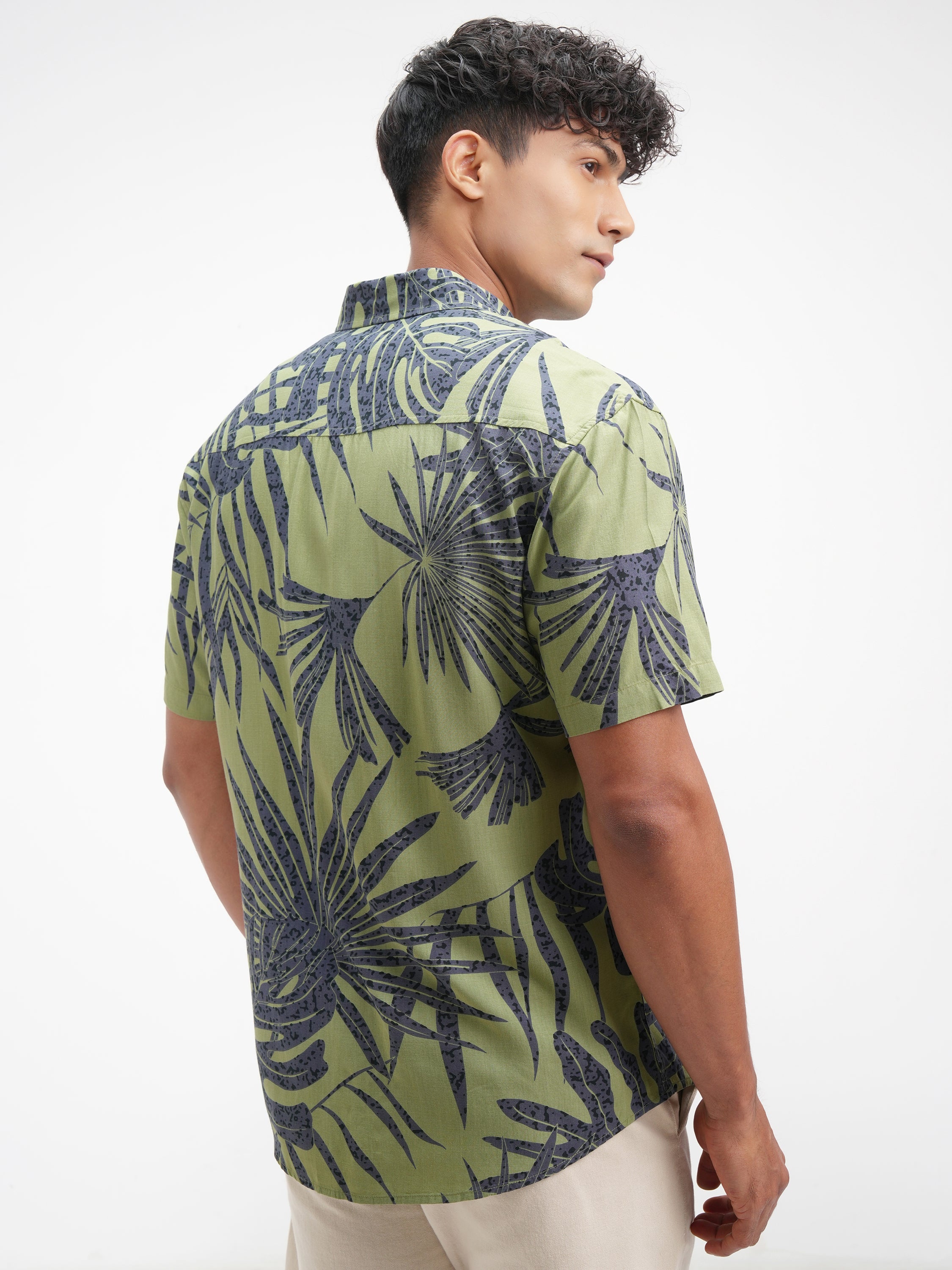 Highlander Men Green Printed Relaxed Fit Casual Shirt - Green - Image 3
