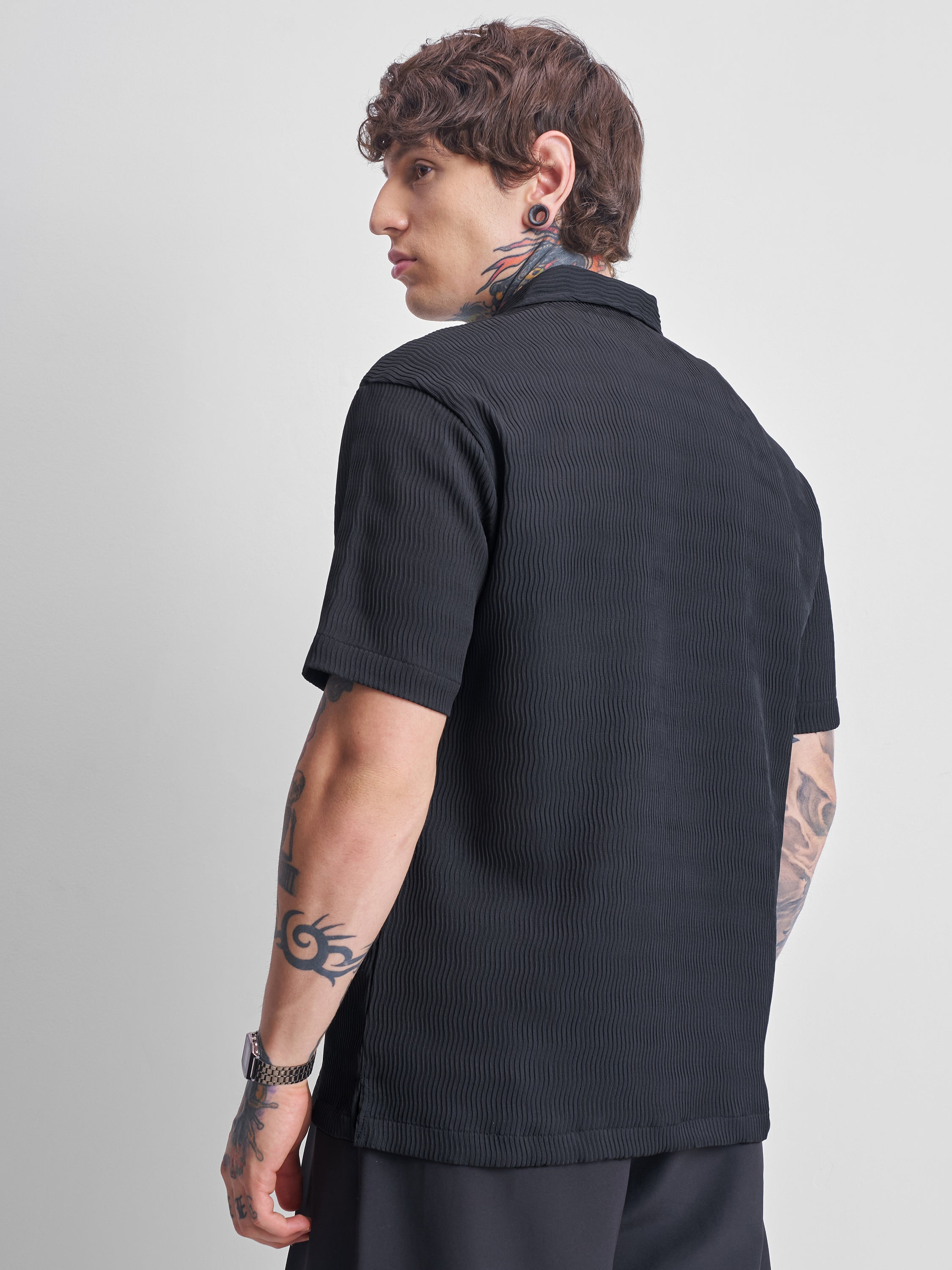 Highlander Men Black Self Design Relaxed Fit Casual Shirt - Black - Image 3