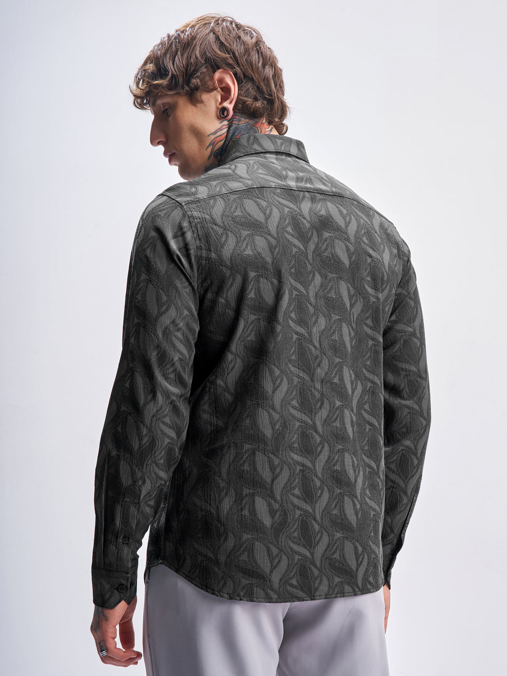 Highlander Men Grey Self Design Slim Fit Casual Shirt - Grey - Image 3
