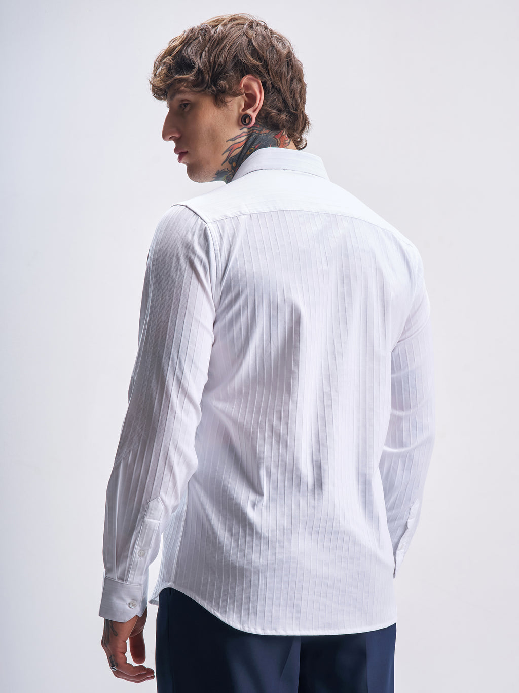 Highlander Men White Self Design Slim Fit Casual Shirt - White - Image 3