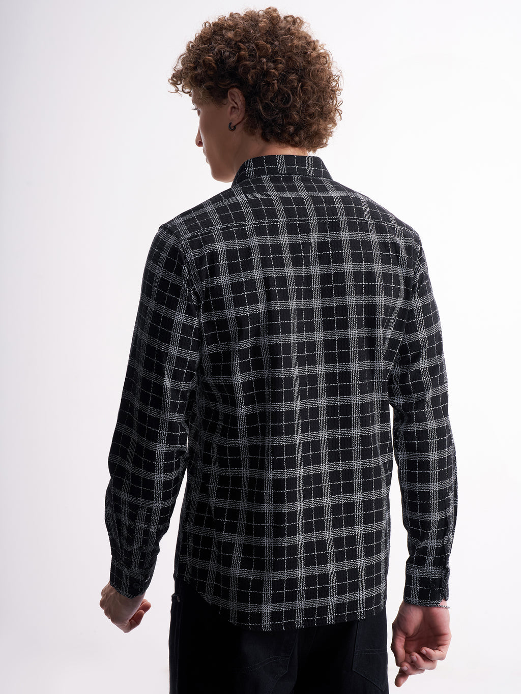 Highlander Men Black Checked Relaxed Fit Casual Shirt - Black - Image 3