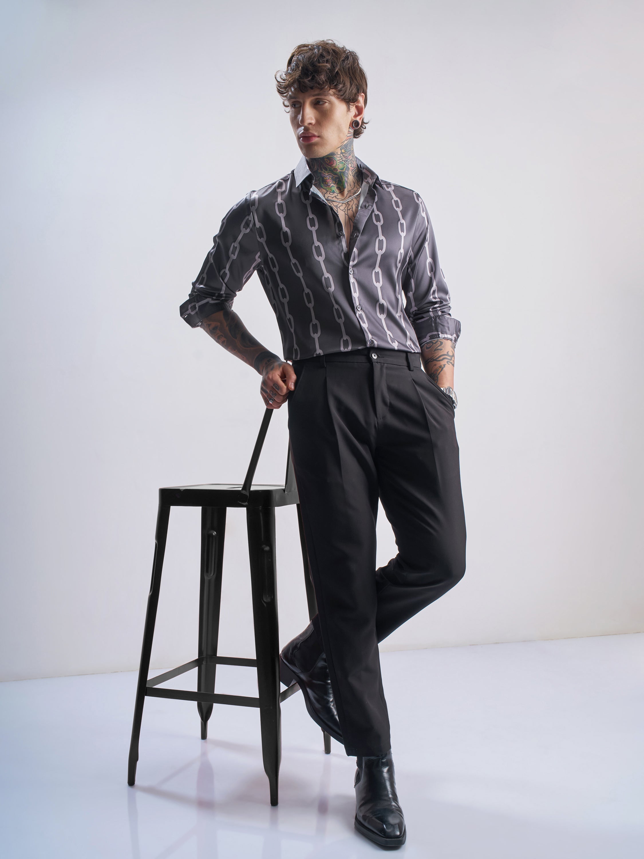 Highlander Men Grey Printed Slim Fit Casual Shirt - Grey - Image 2