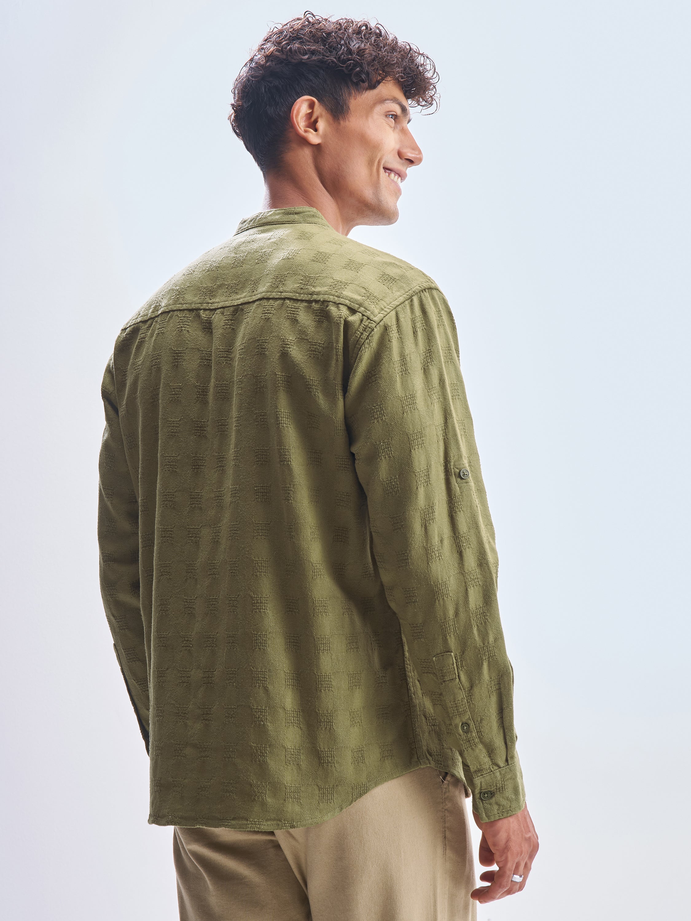 Highlander Men Green Self Design Relaxed Fit Casual Shirt - Green - Image 3