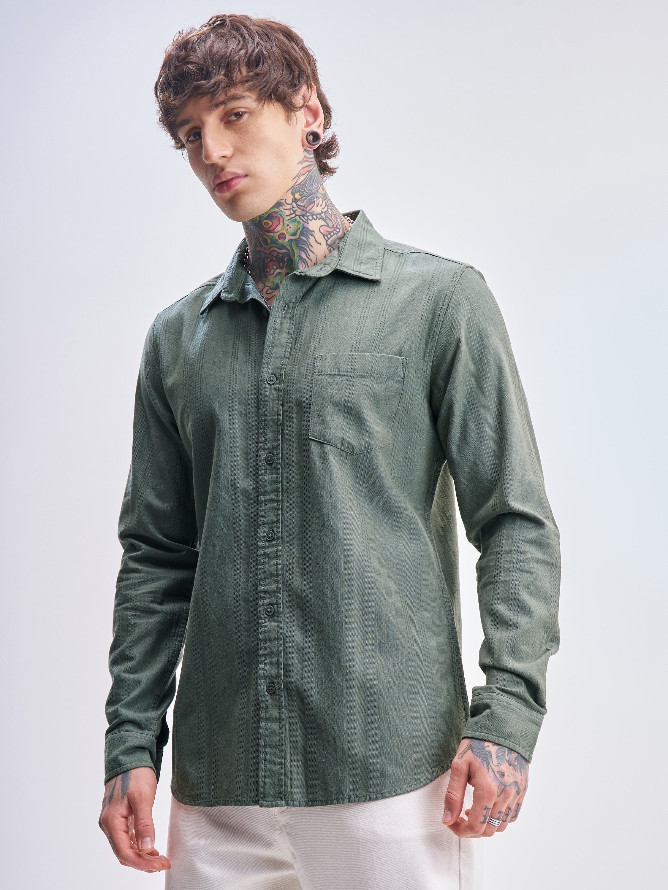 Highlander Men Green Self Design Slim Fit Casual Shirt - Green - Image 4