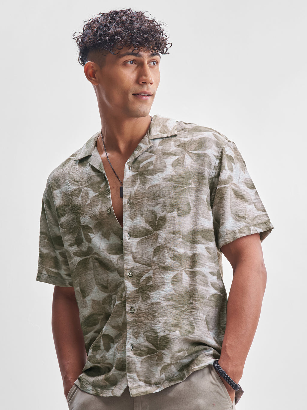 Highlander Men Olive Printed Relaxed Fit Casual Shirt - Olive - Image 4