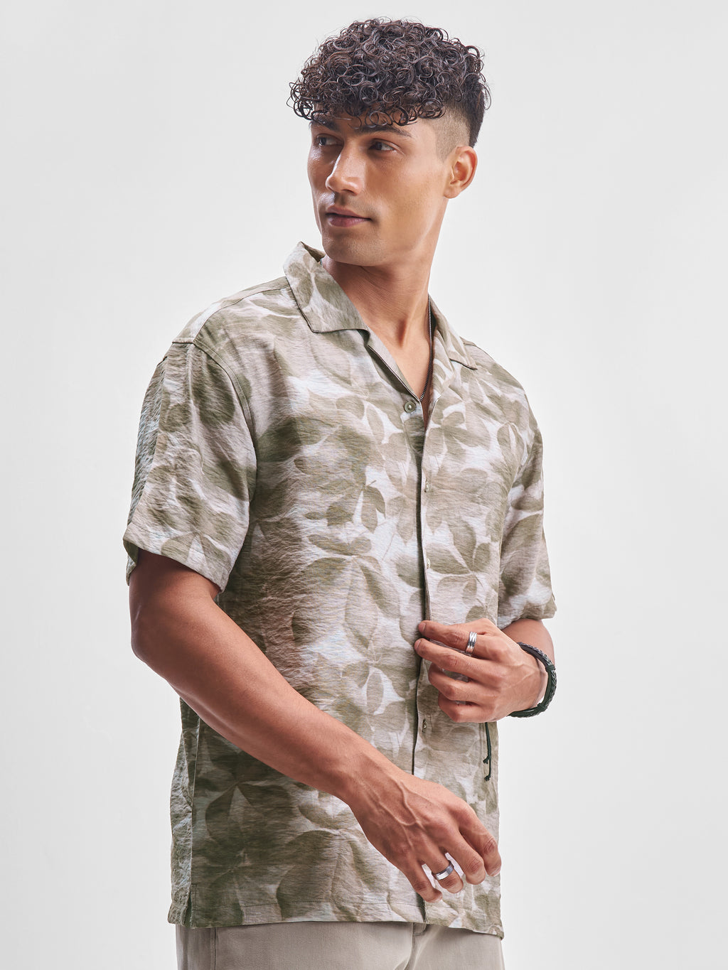 Highlander Men Olive Printed Relaxed Fit Casual Shirt - Olive - Image 6