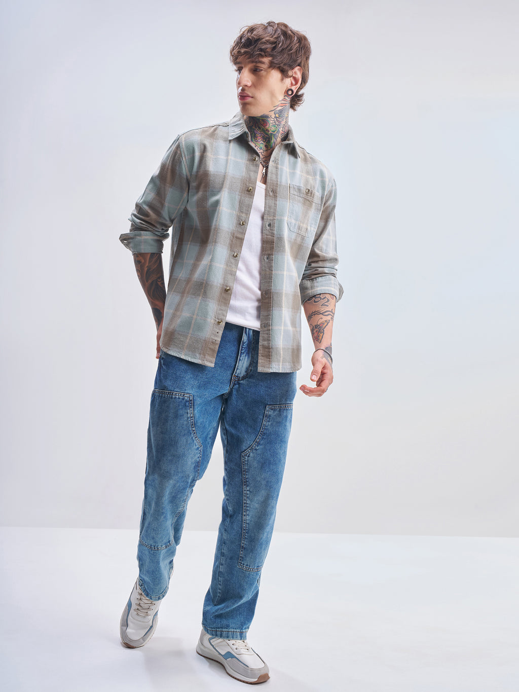 Highlander Men Blue Checked Relaxed Fit Casual Shirt - Blue - Image 2
