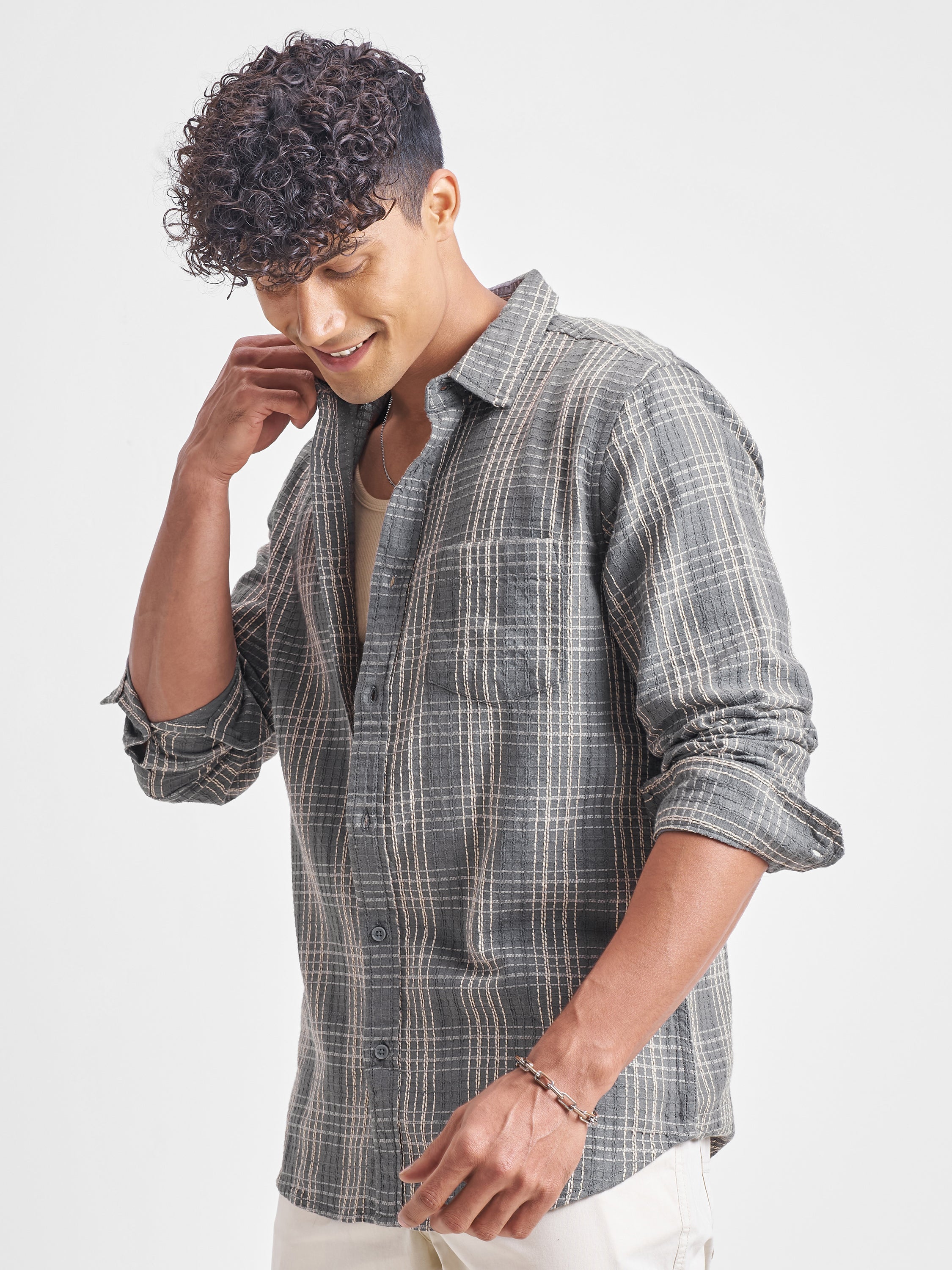 Highlander Men Grey Checked Slim Fit Casual Shirt - Grey - Image 1