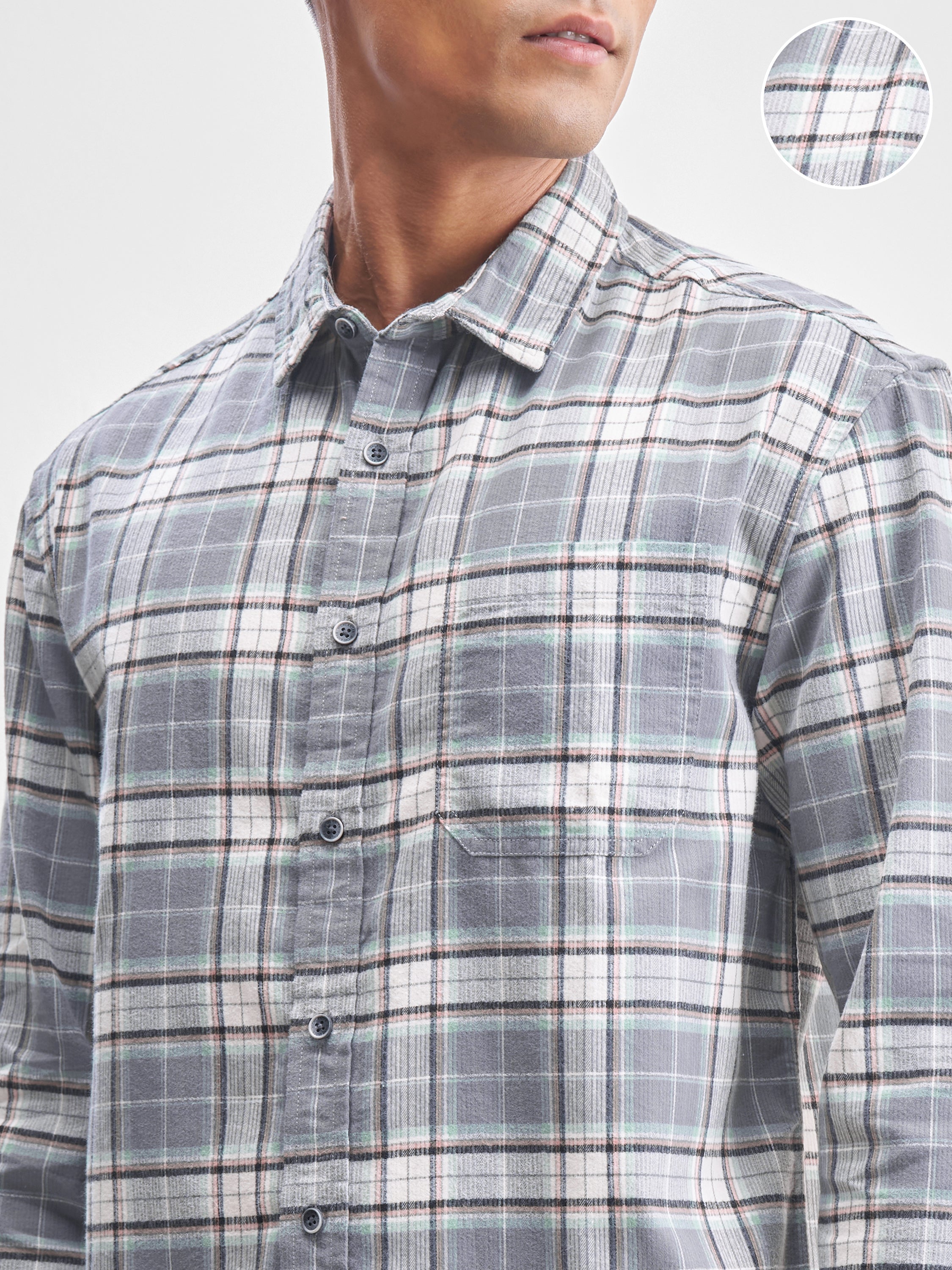 Highlander Men Grey Checked Relaxed Fit Casual Shirt - Grey - Image 5