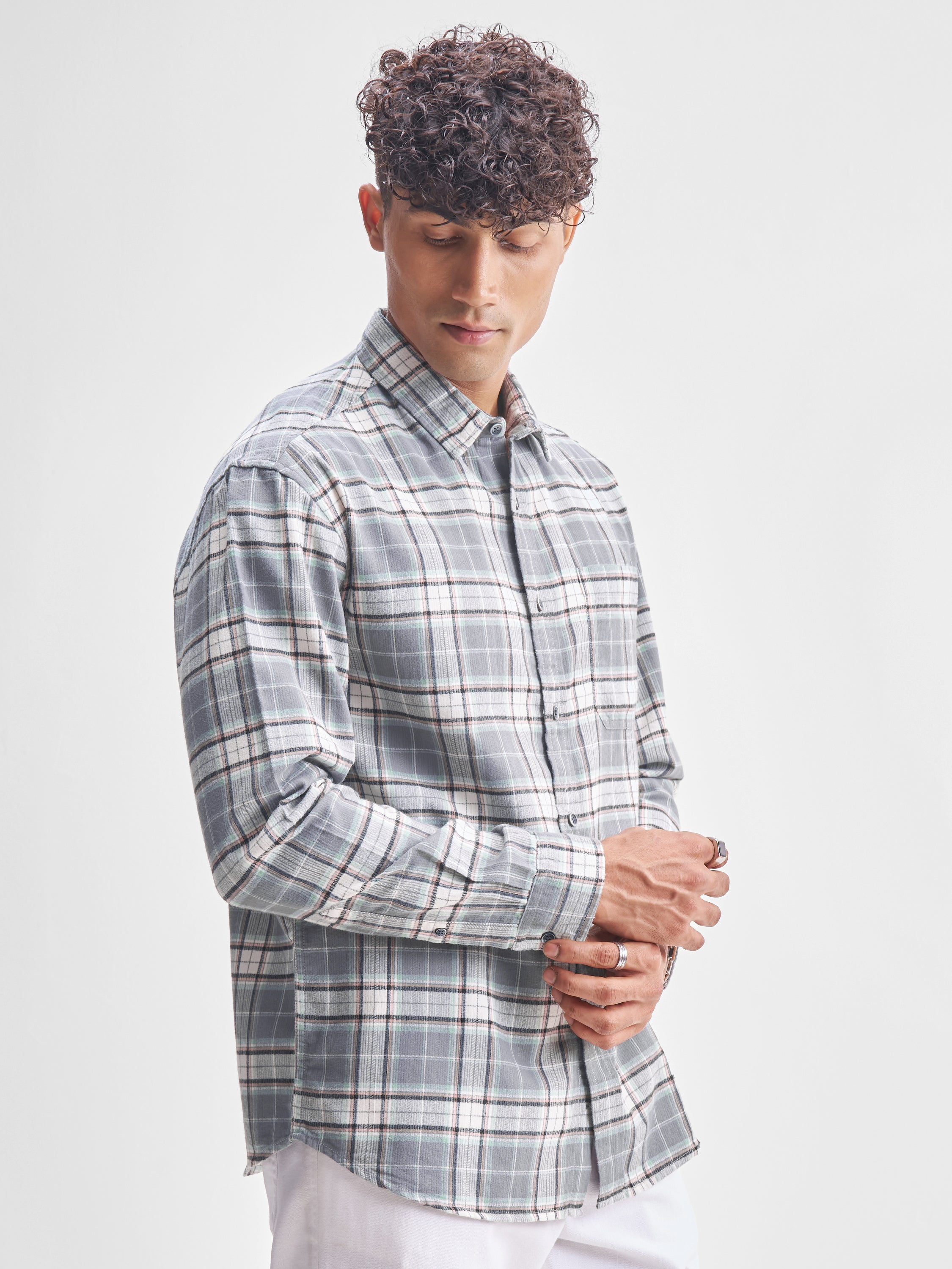 Highlander Men Grey Checked Relaxed Fit Casual Shirt - Grey - Image 6