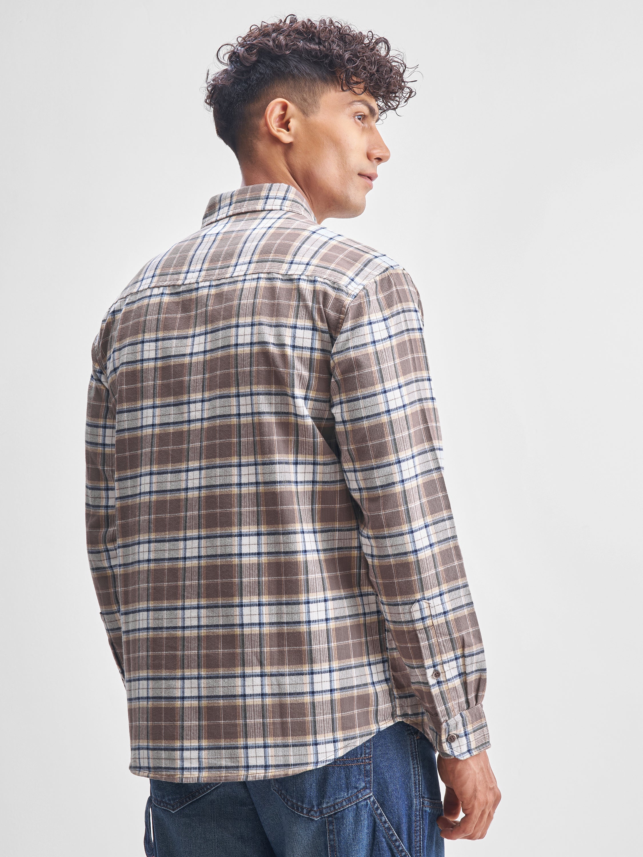 Highlander Men Beige Checked Relaxed Fit Casual Shirt - Beige - Image 3
